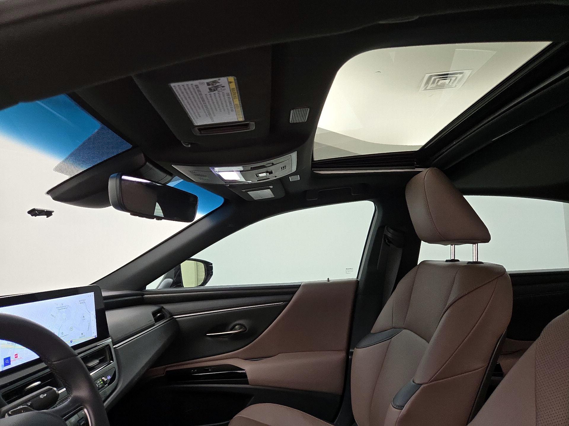 Thumbnail: 2024 Lexus ES - 20