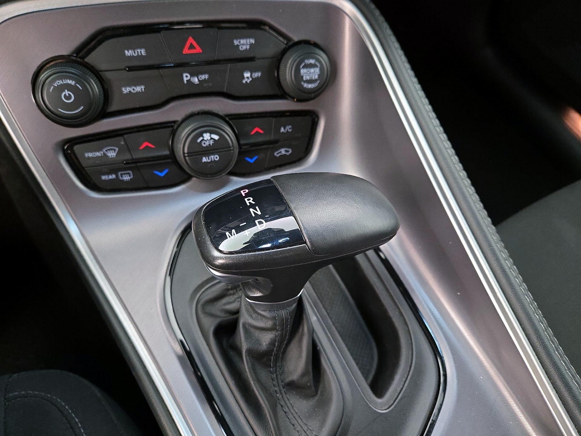 Thumbnail: 2022 Dodge Challenger - 17