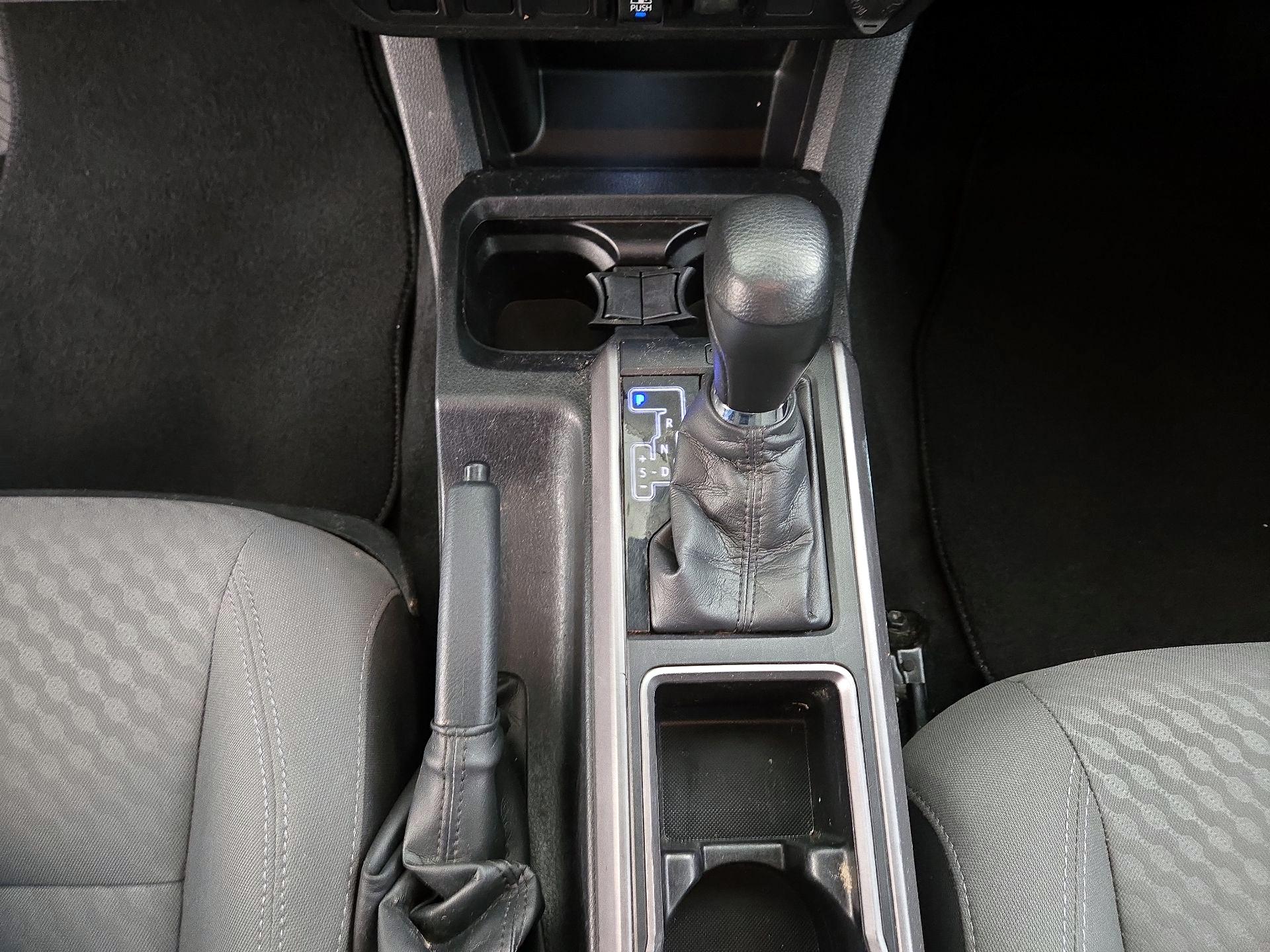 Thumbnail: 2023 Toyota Tacoma - 17