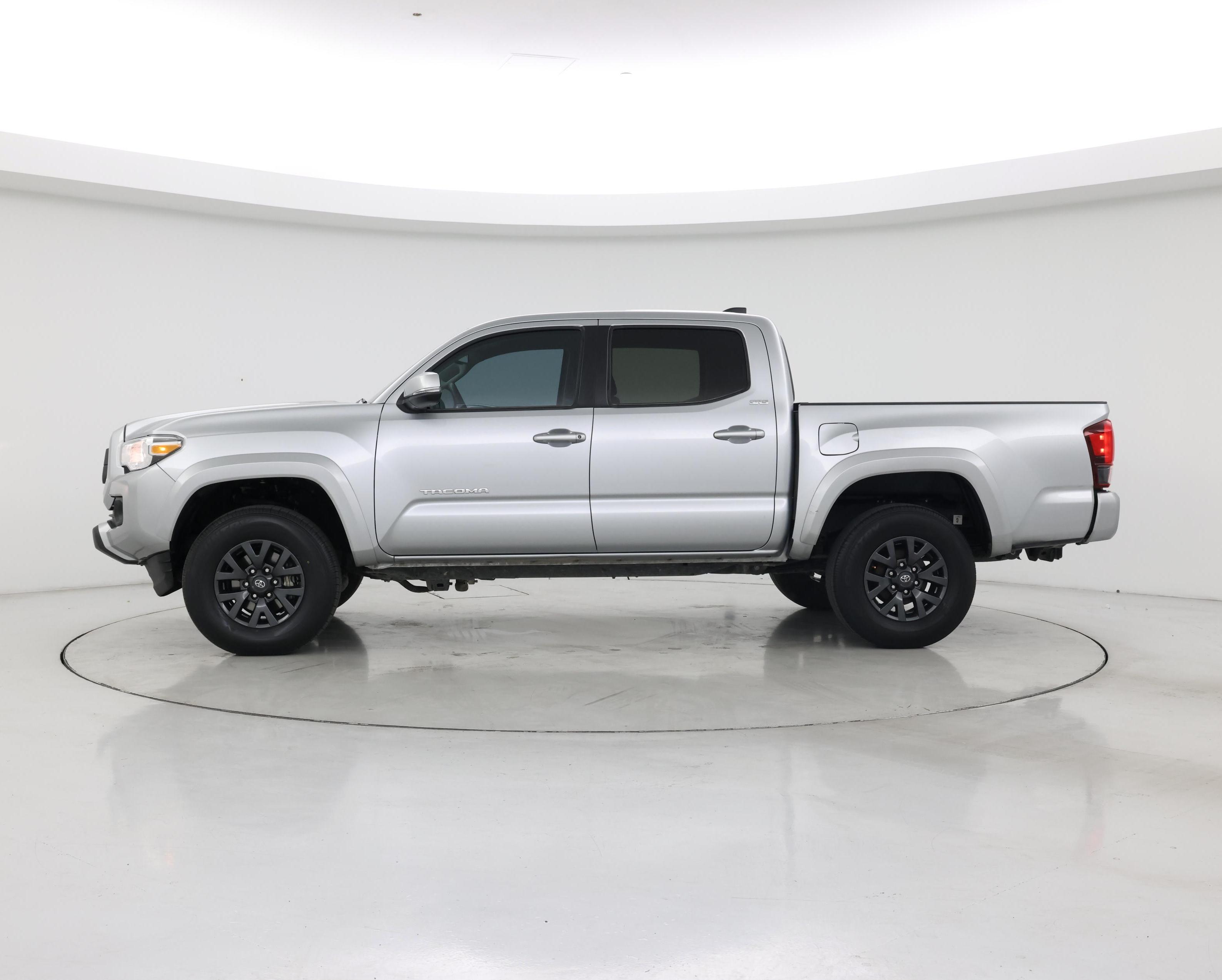 Thumbnail: 2023 Toyota Tacoma - 3