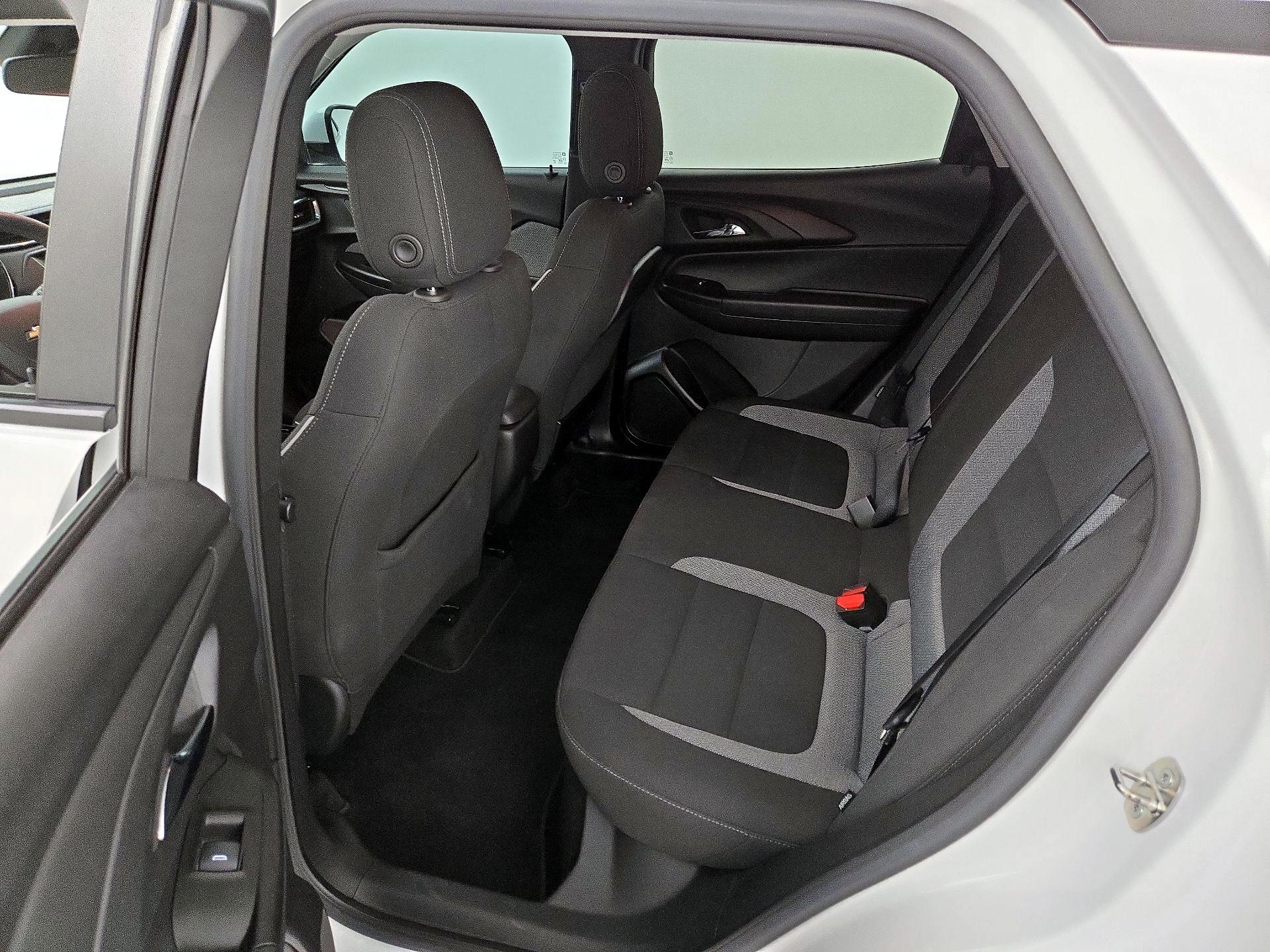 Thumbnail: 2023 Chevrolet TrailBlazer - 19