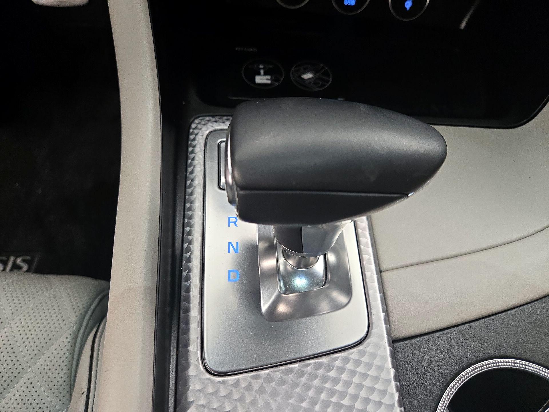 Thumbnail: 2023 Genesis G70 - 18