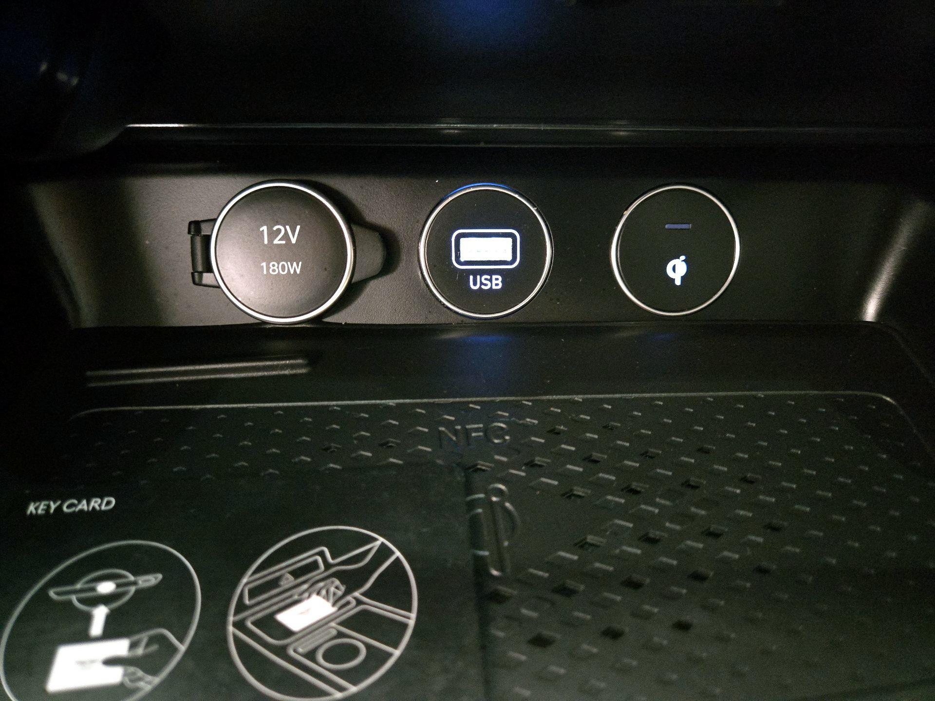 Thumbnail: 2023 Genesis G70 - 19