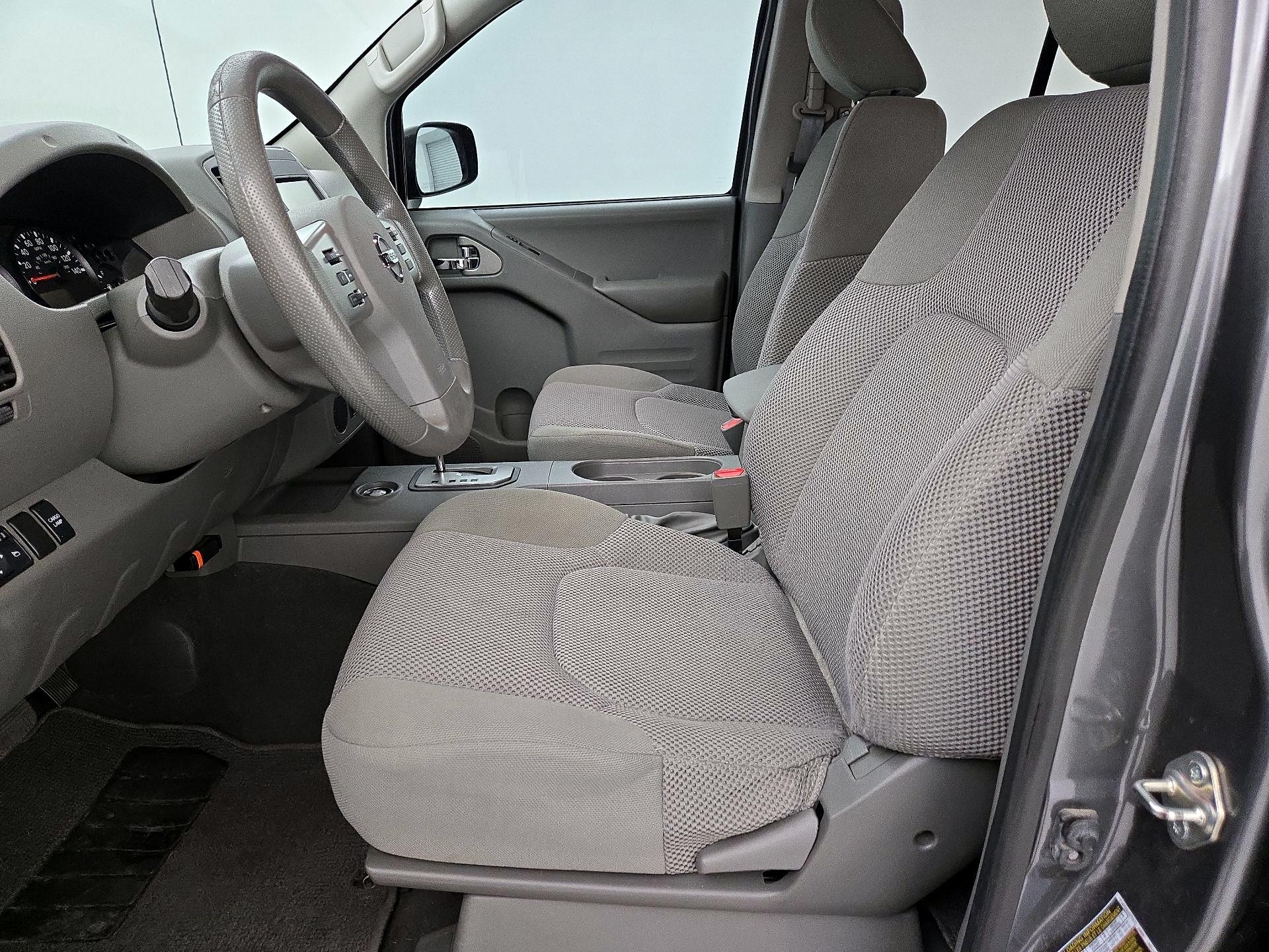 Thumbnail: 2020 Nissan Frontier - 11