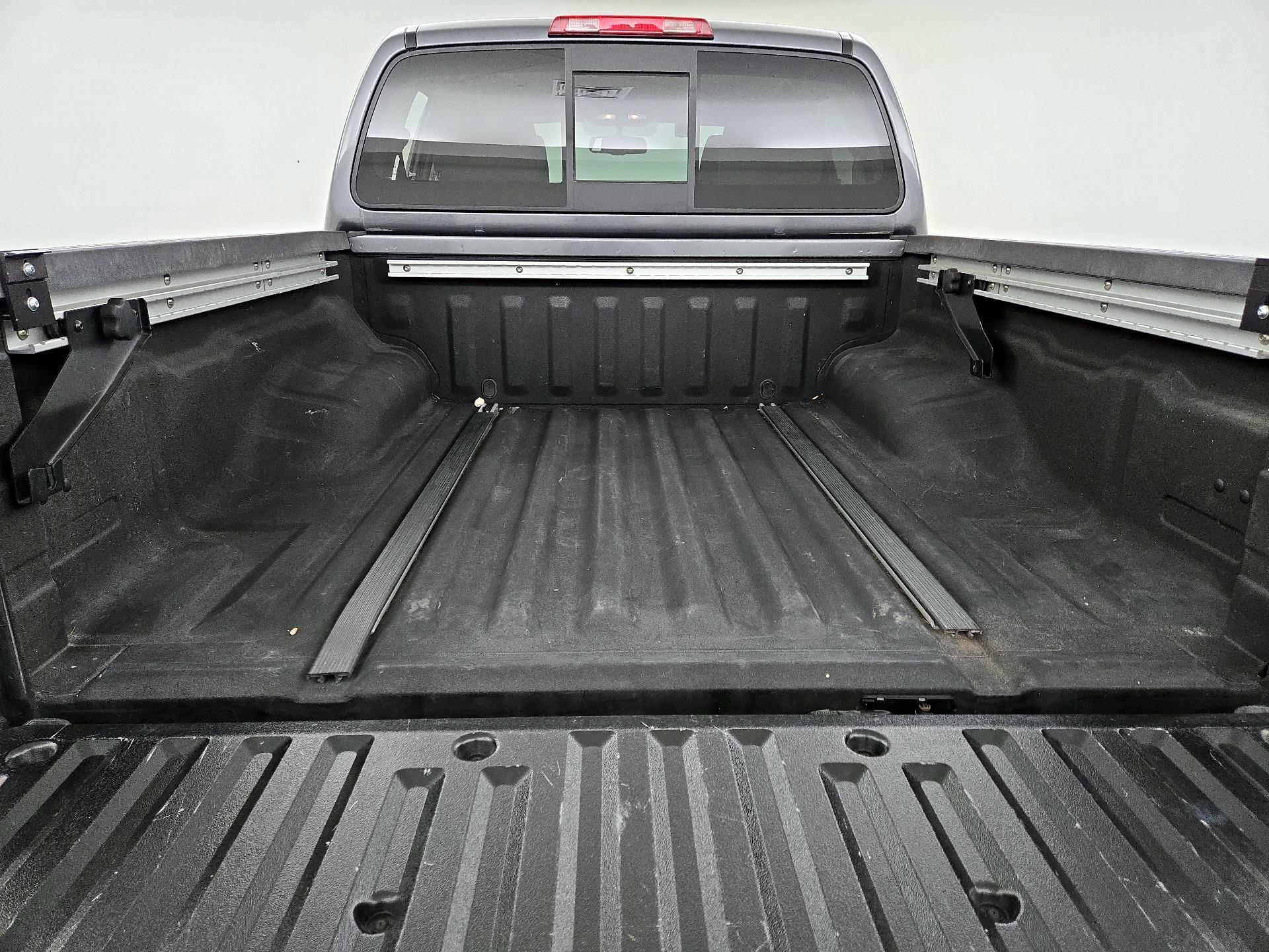 Thumbnail: 2020 Nissan Frontier - 19