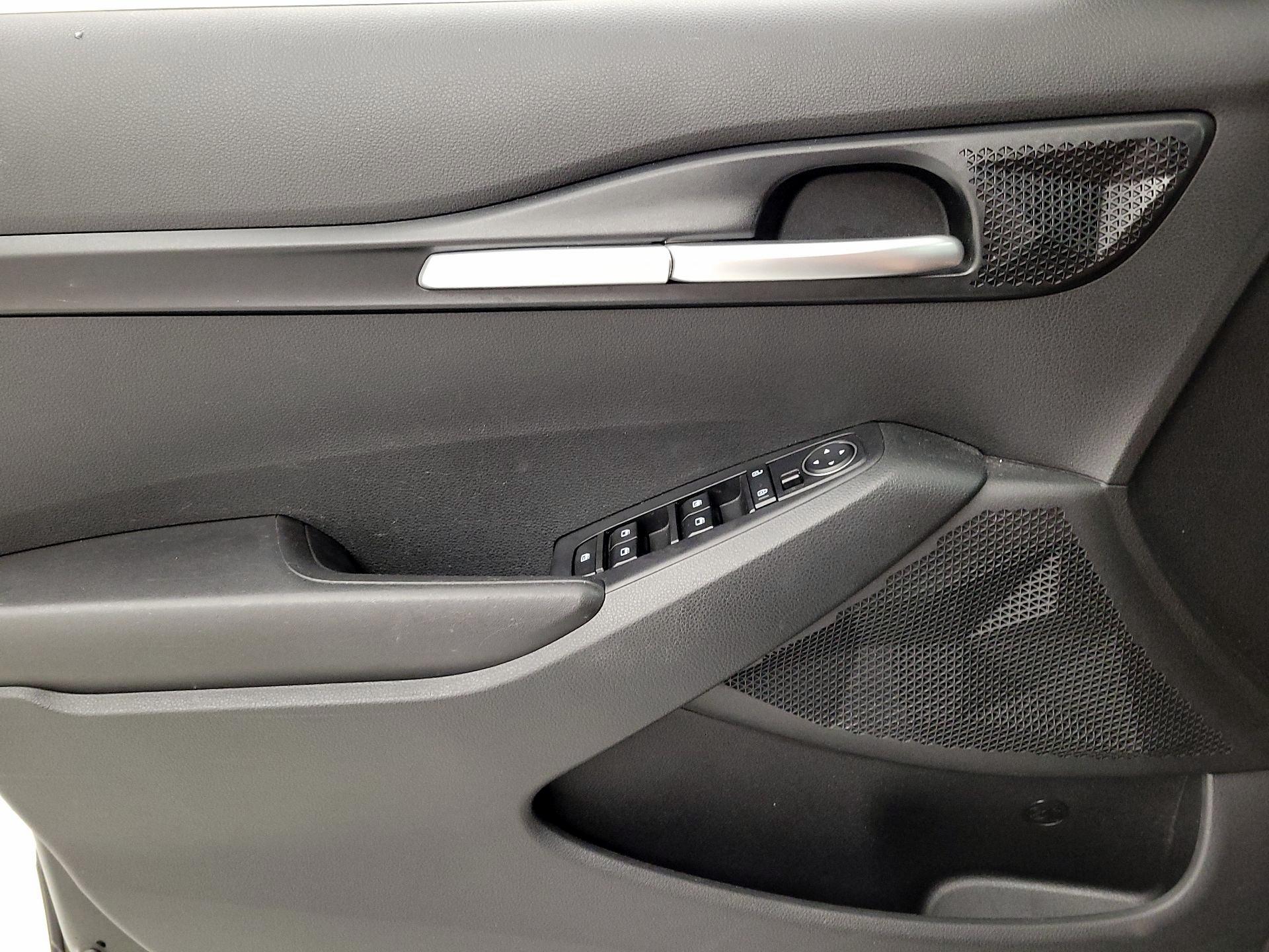 Thumbnail: 2021 Kia Seltos - 12