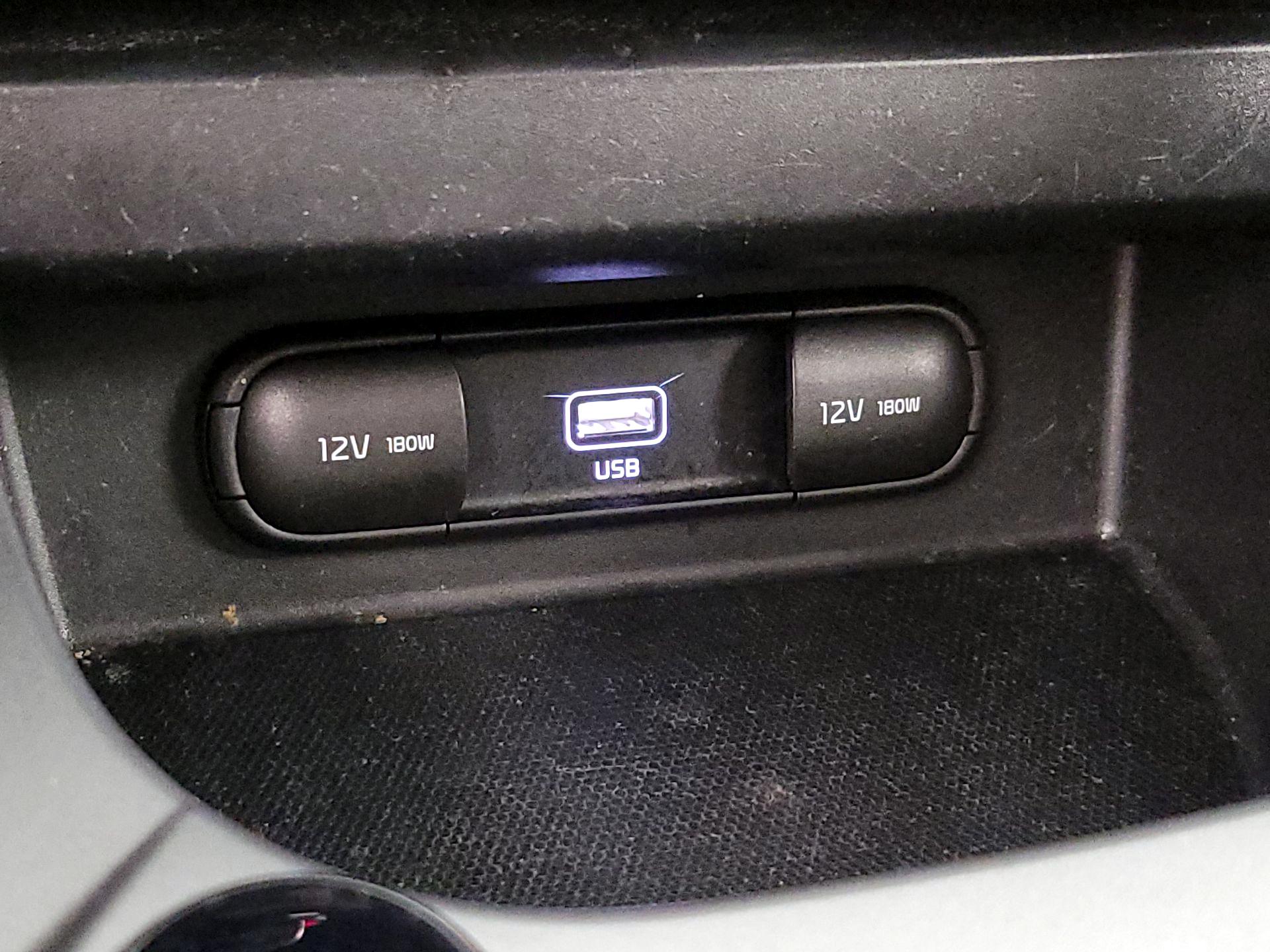 Thumbnail: 2021 Kia Seltos - 18