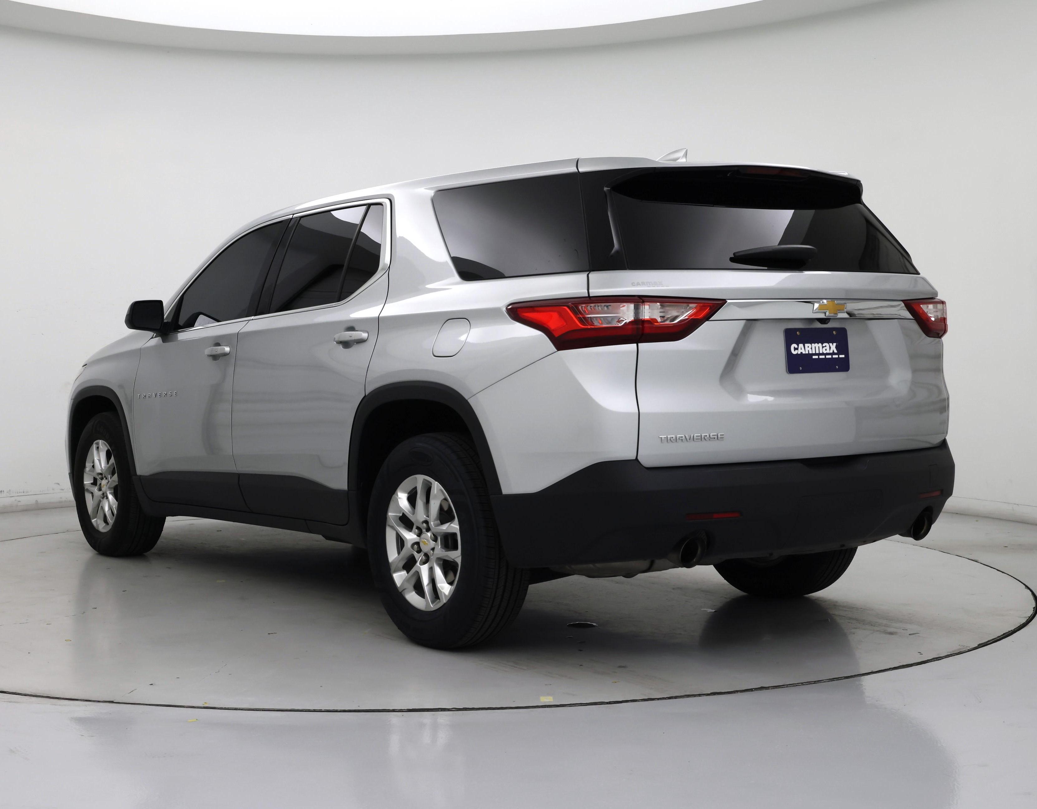 Thumbnail: 2021 Chevrolet Traverse - 2