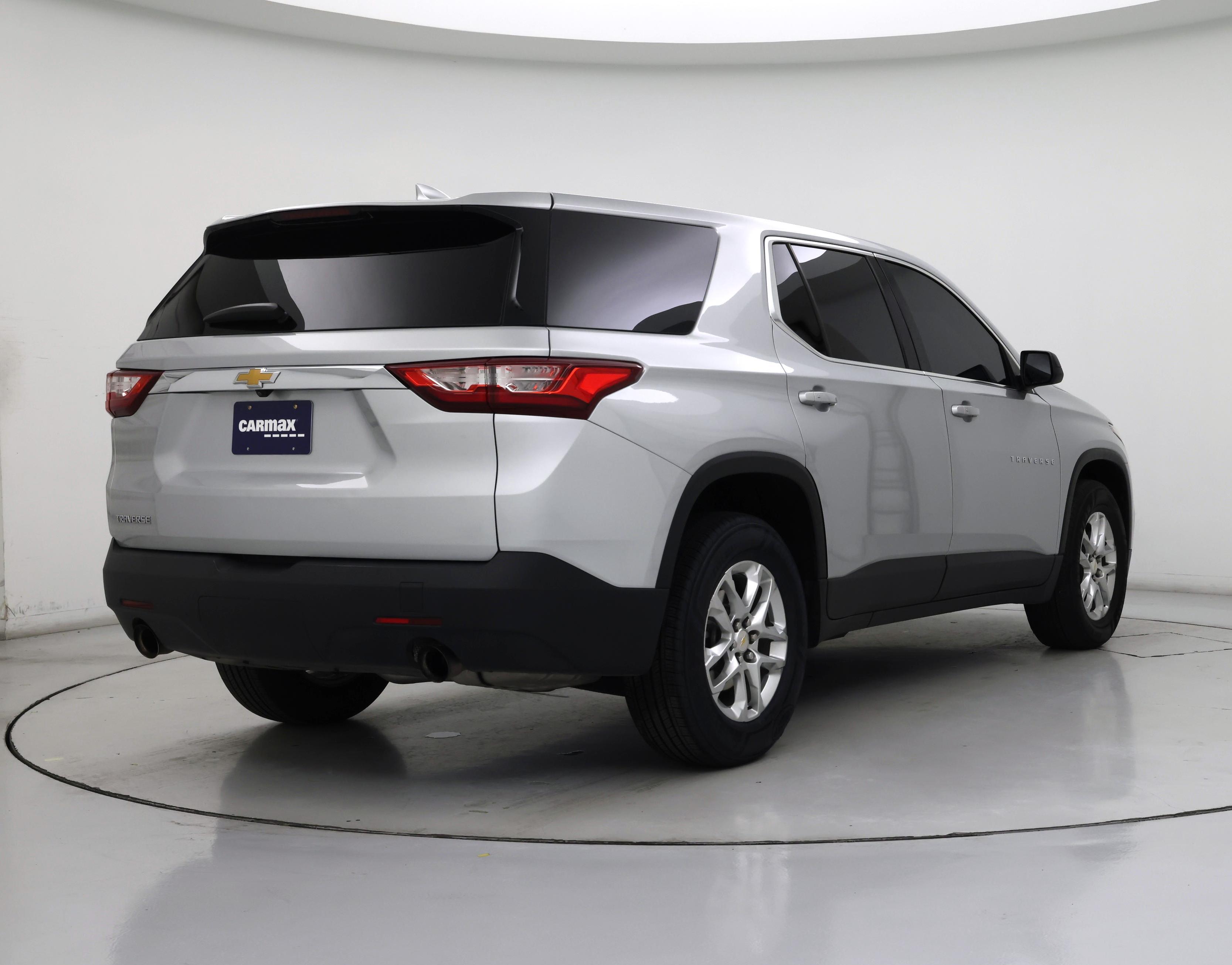 Thumbnail: 2021 Chevrolet Traverse - 8