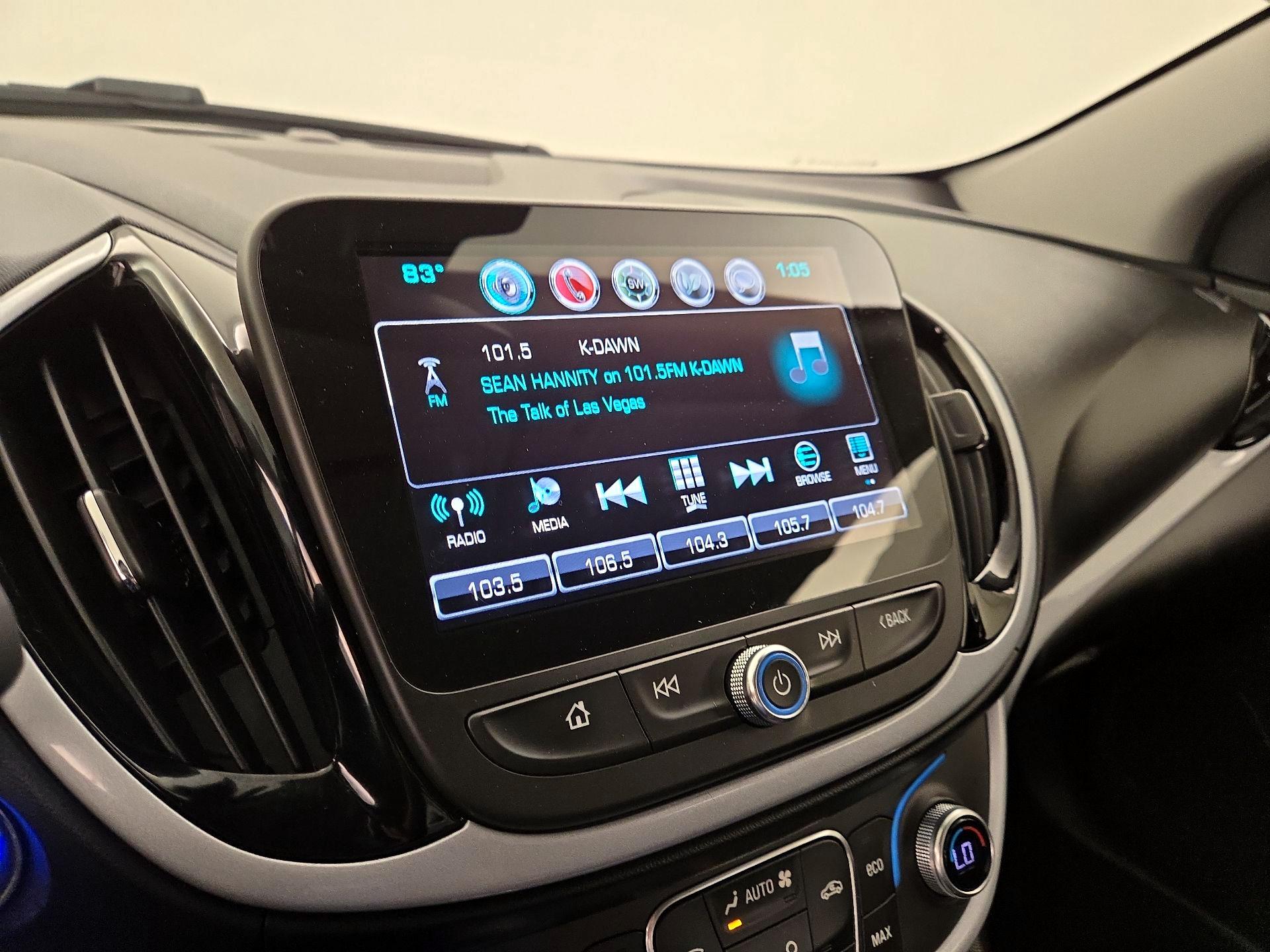 Thumbnail: 2017 Chevrolet Volt - 16