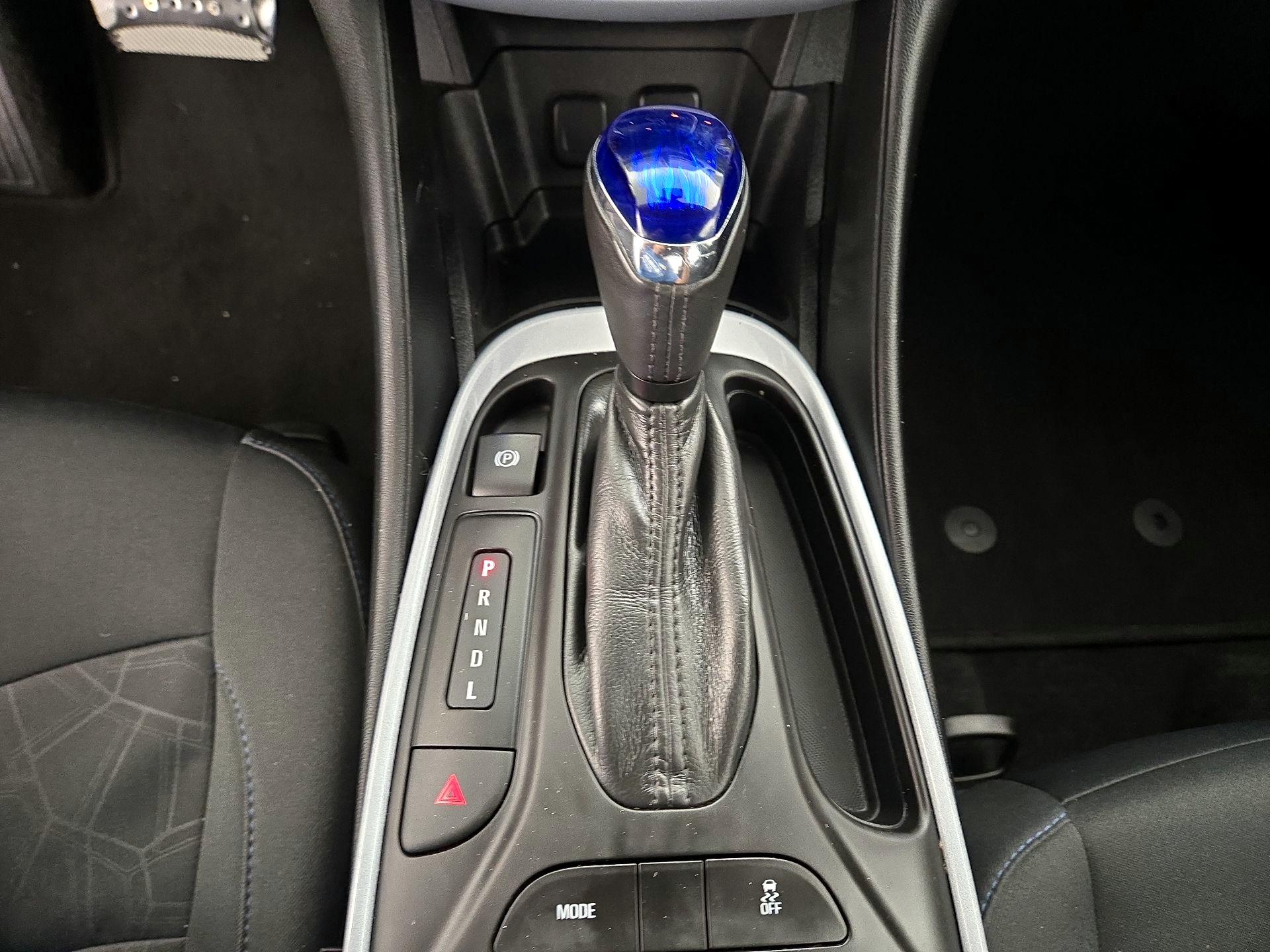 Thumbnail: 2017 Chevrolet Volt - 18