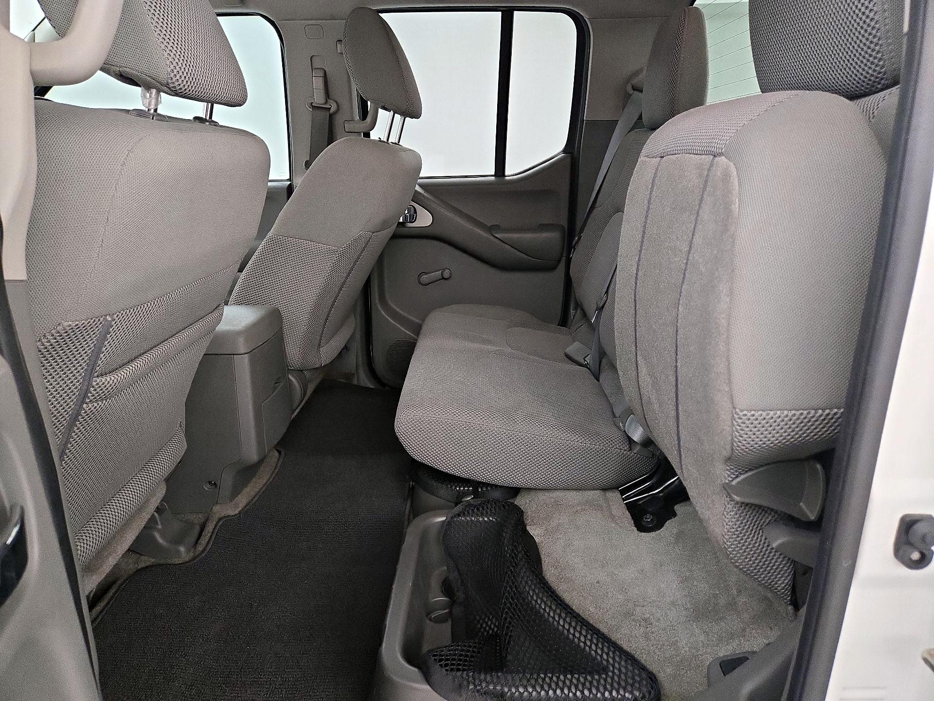 Thumbnail: 2017 Nissan Frontier - 17