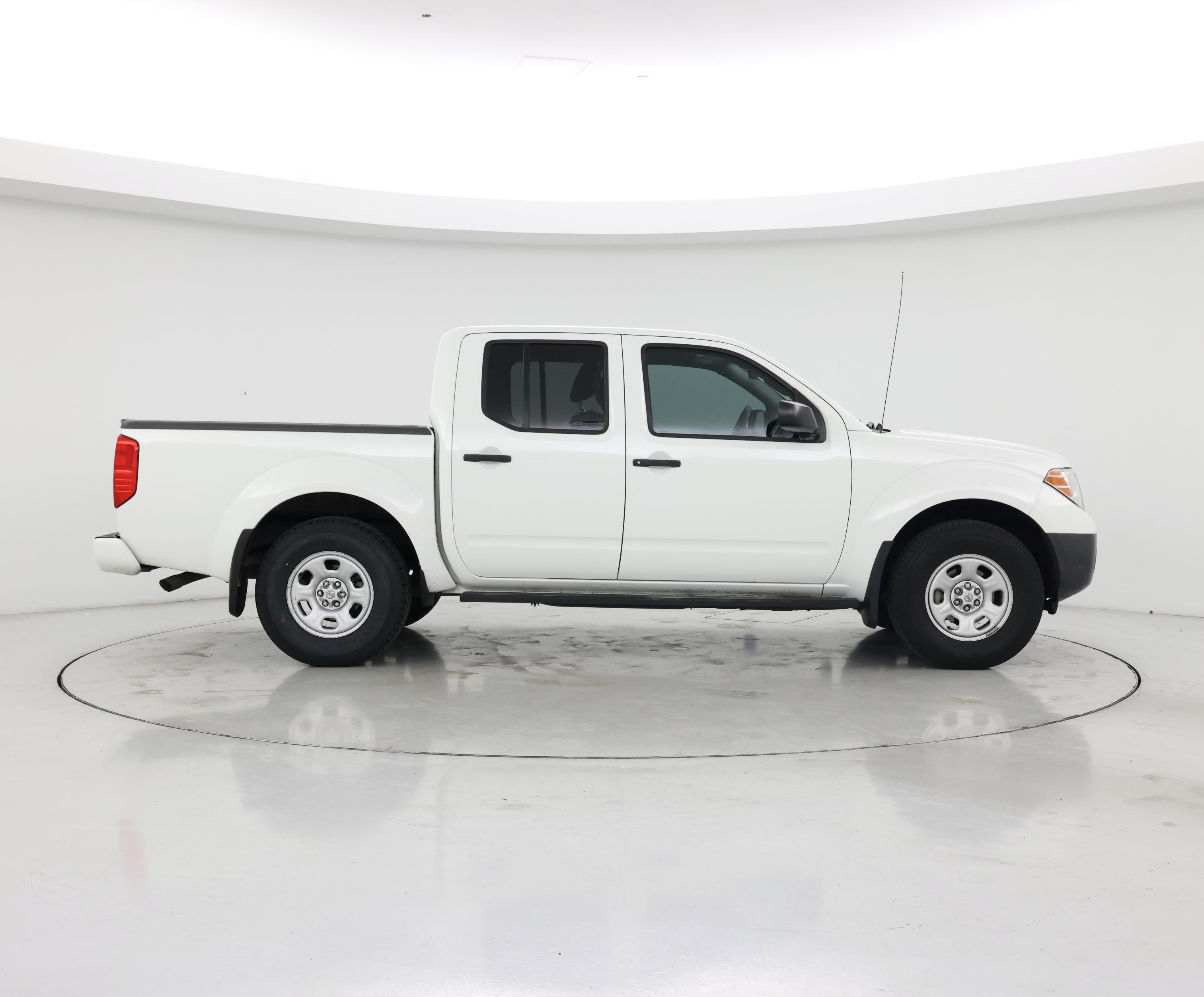 Thumbnail: 2017 Nissan Frontier - 7