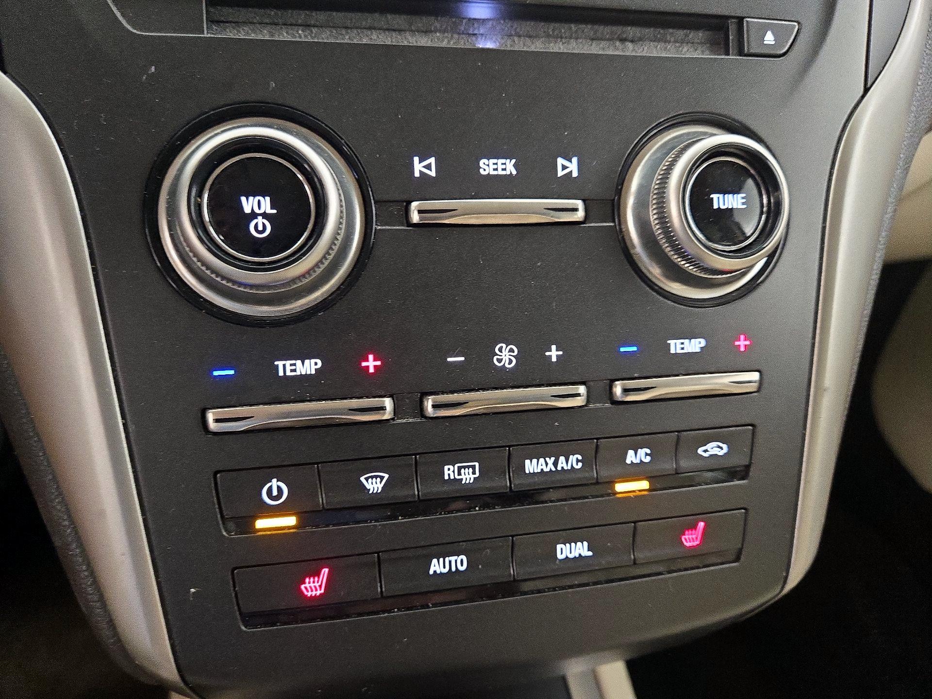 Thumbnail: 2015 Lincoln MKC - 17