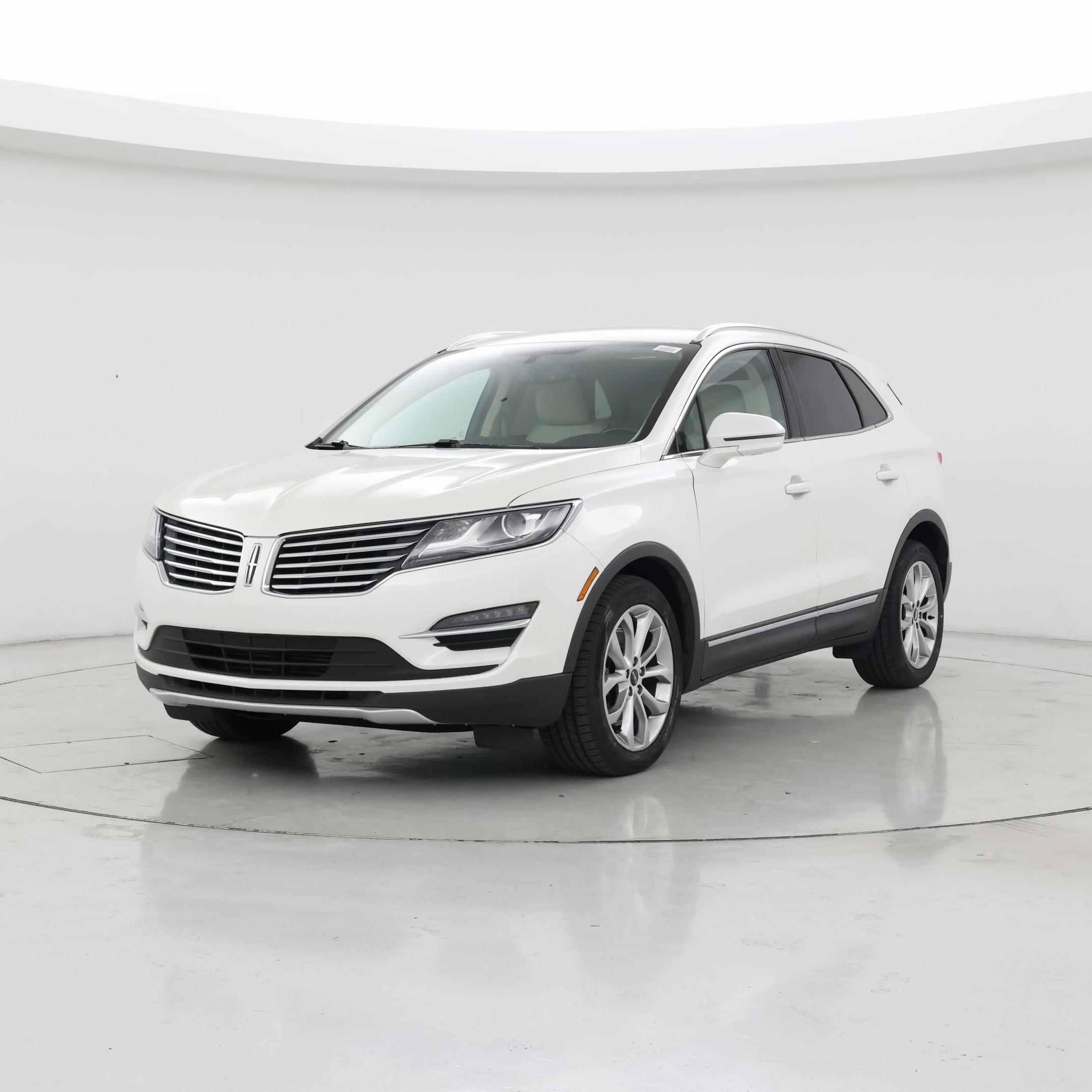 Thumbnail: 2015 Lincoln MKC - 4