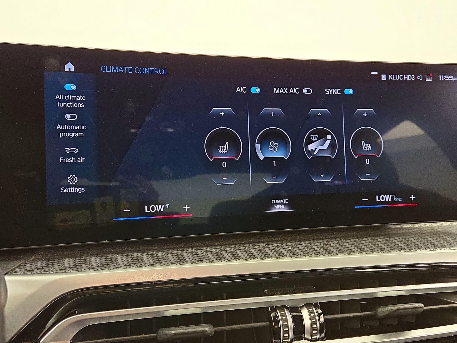 Thumbnail: 2023 BMW M3 - 17