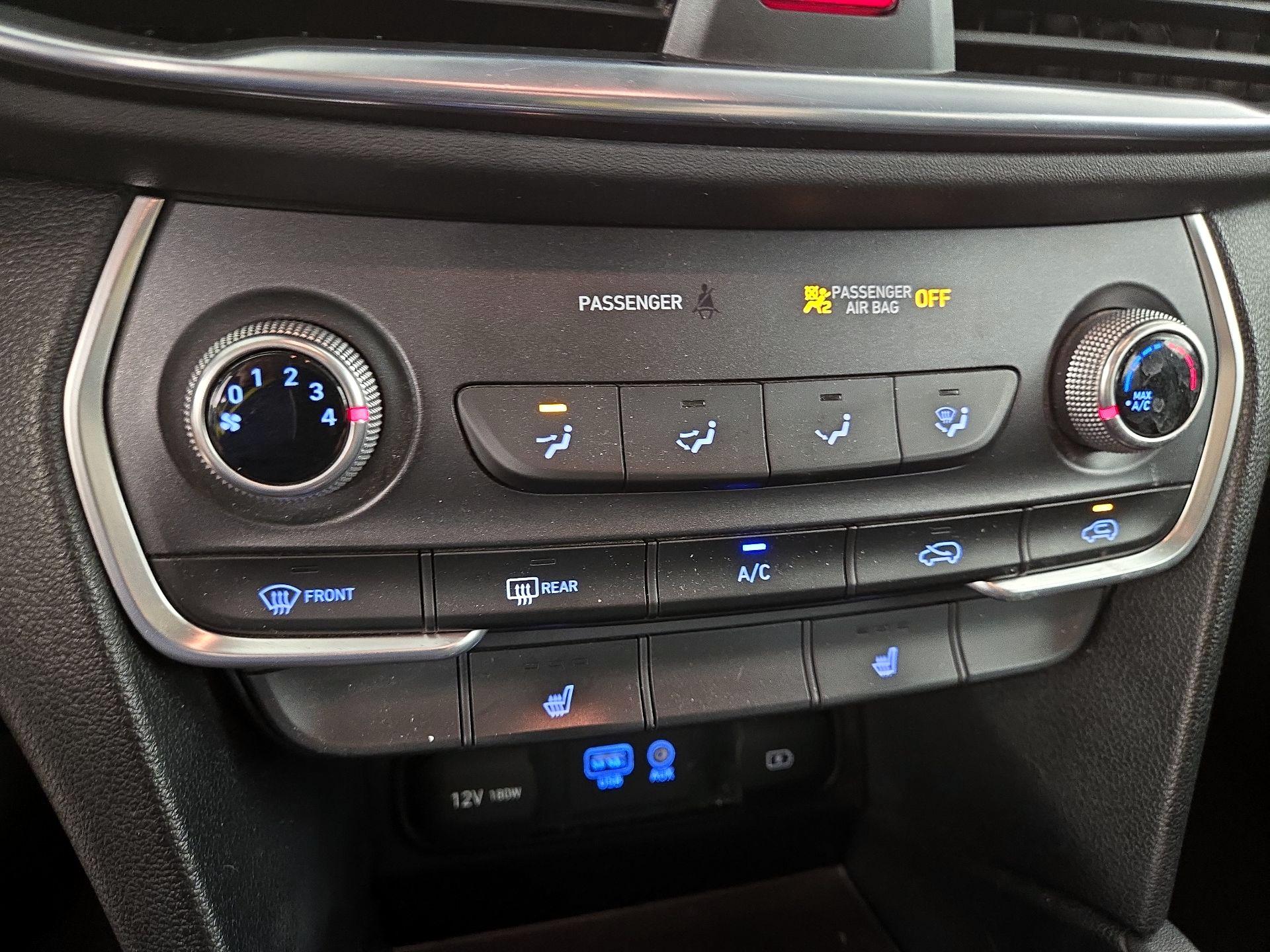 Thumbnail: 2020 Hyundai Santa Fe - 16