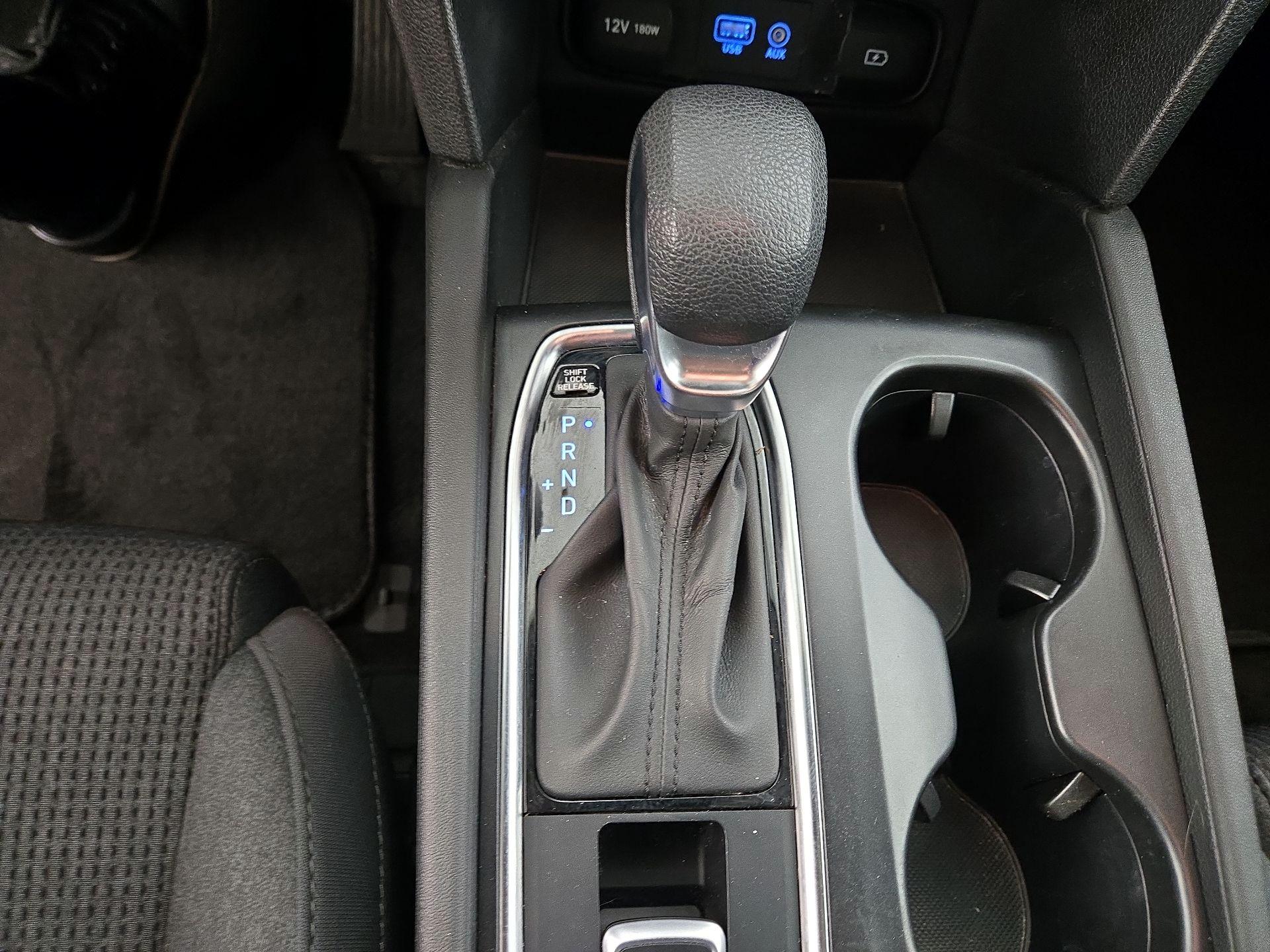 Thumbnail: 2020 Hyundai Santa Fe - 17