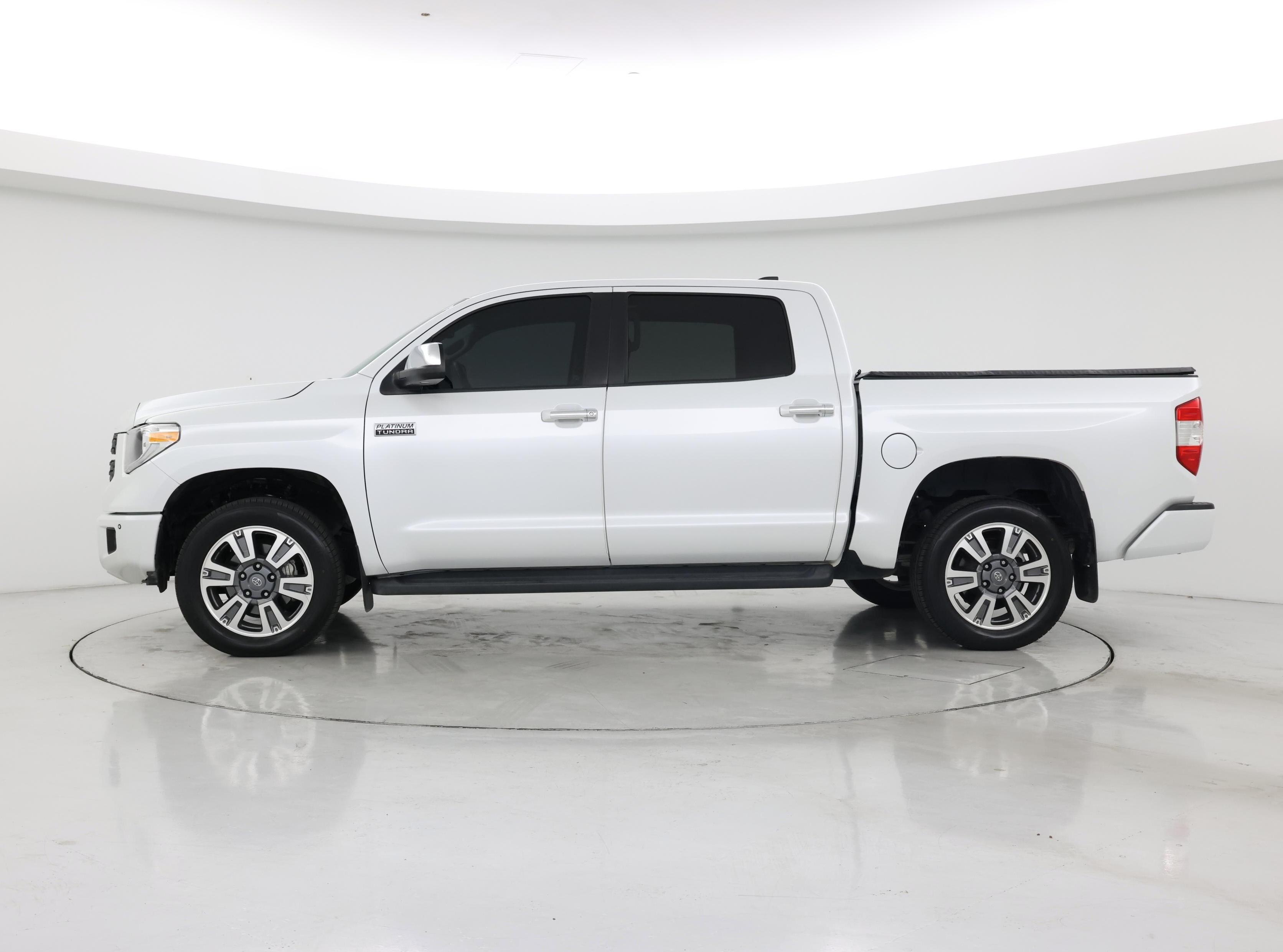 Thumbnail: 2021 Toyota Tundra - 3