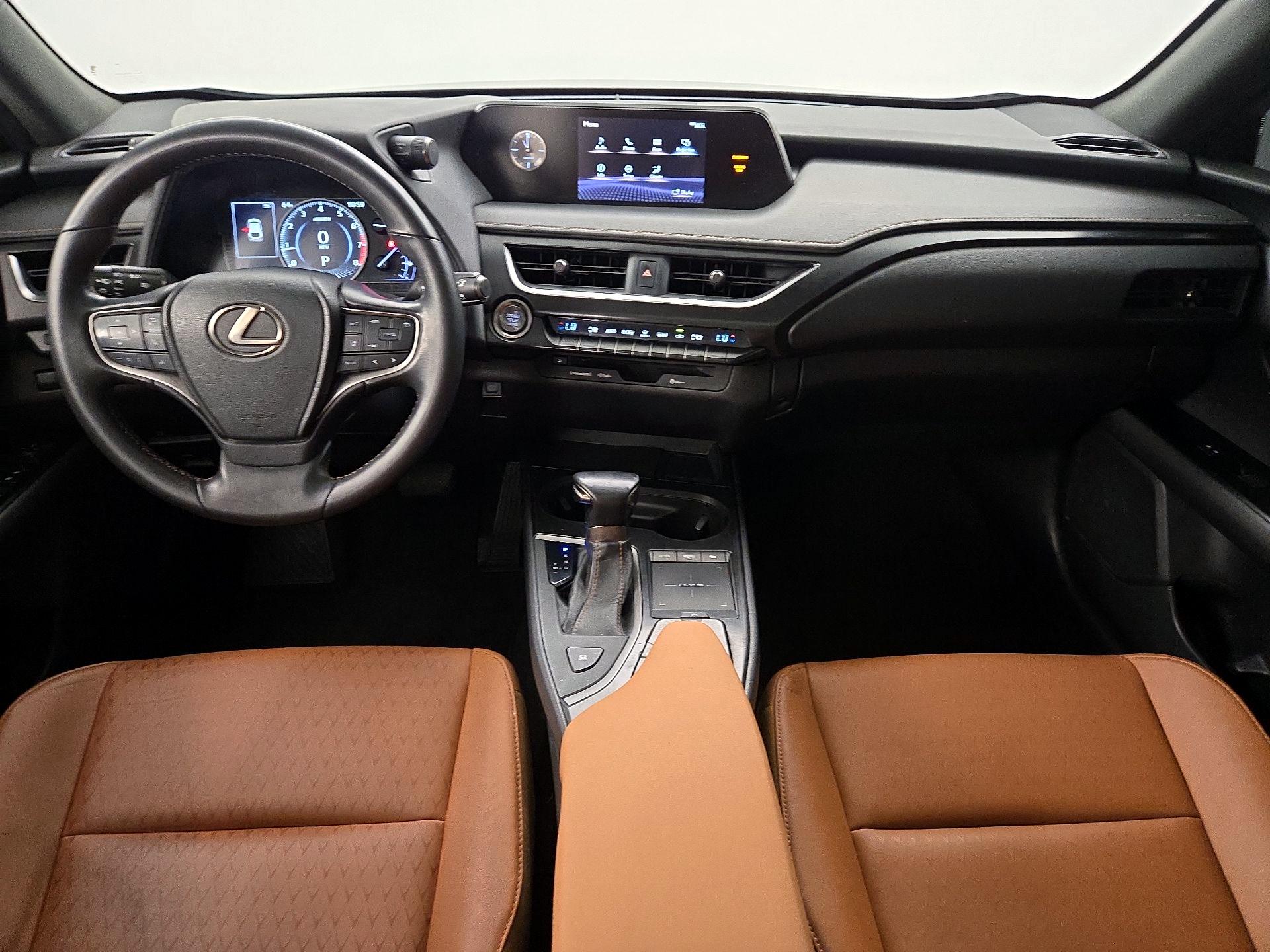 Thumbnail: 2019 Lexus UX - 9