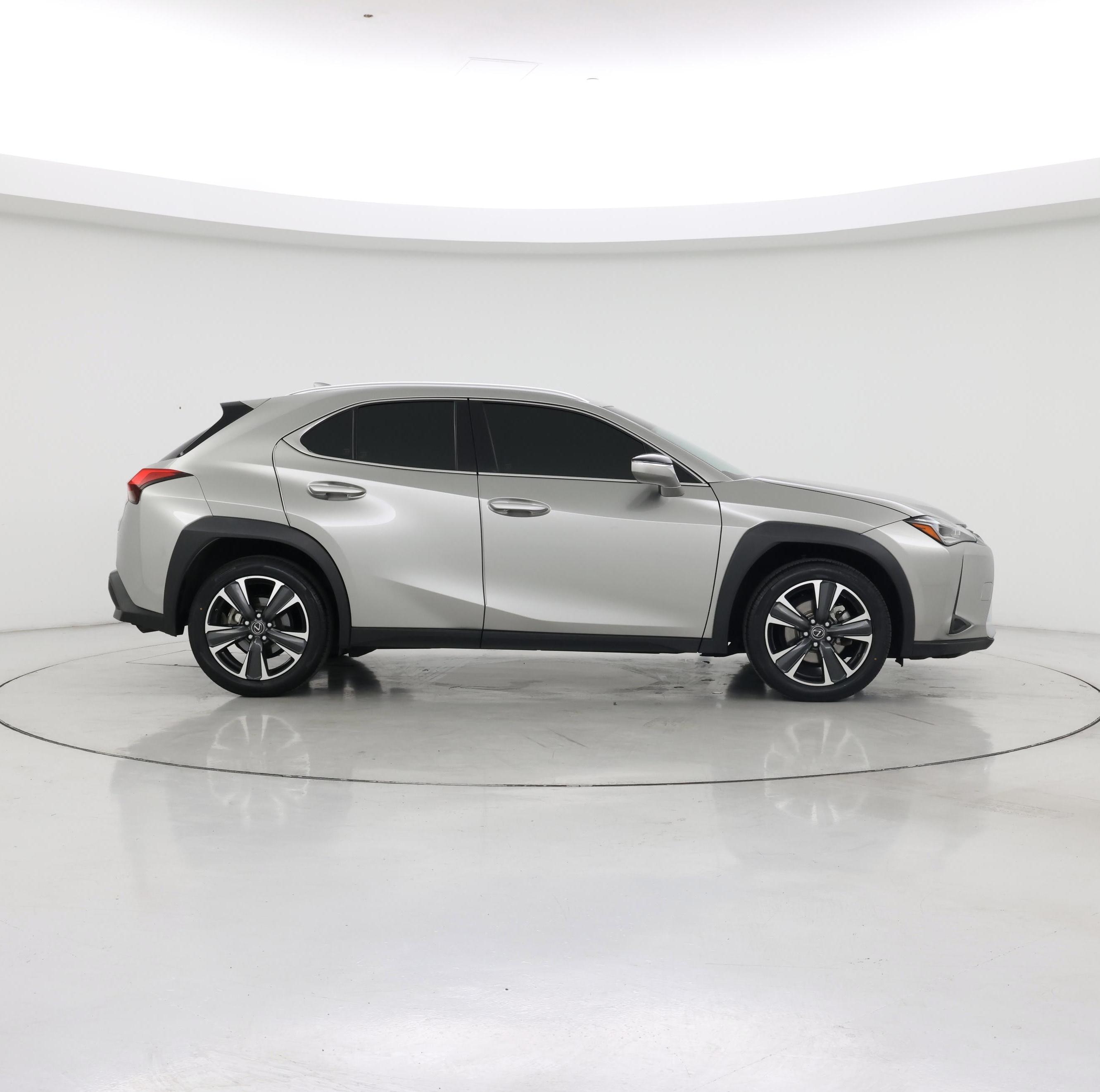 Thumbnail: 2019 Lexus UX - 7