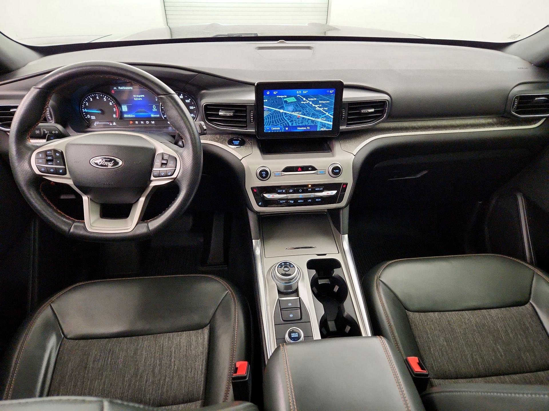 Thumbnail: 2022 Ford Explorer - 9