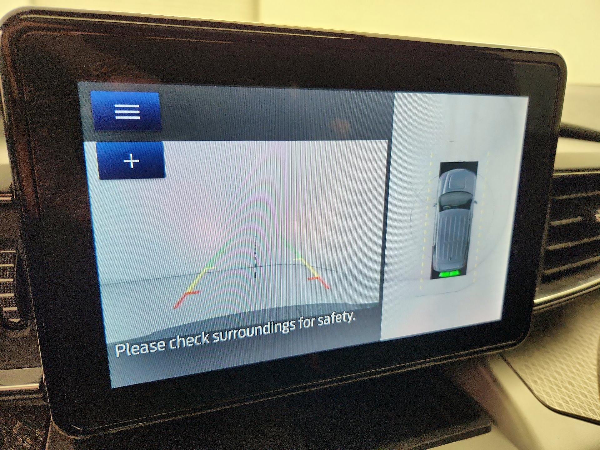 Thumbnail: 2022 Ford Explorer - 15