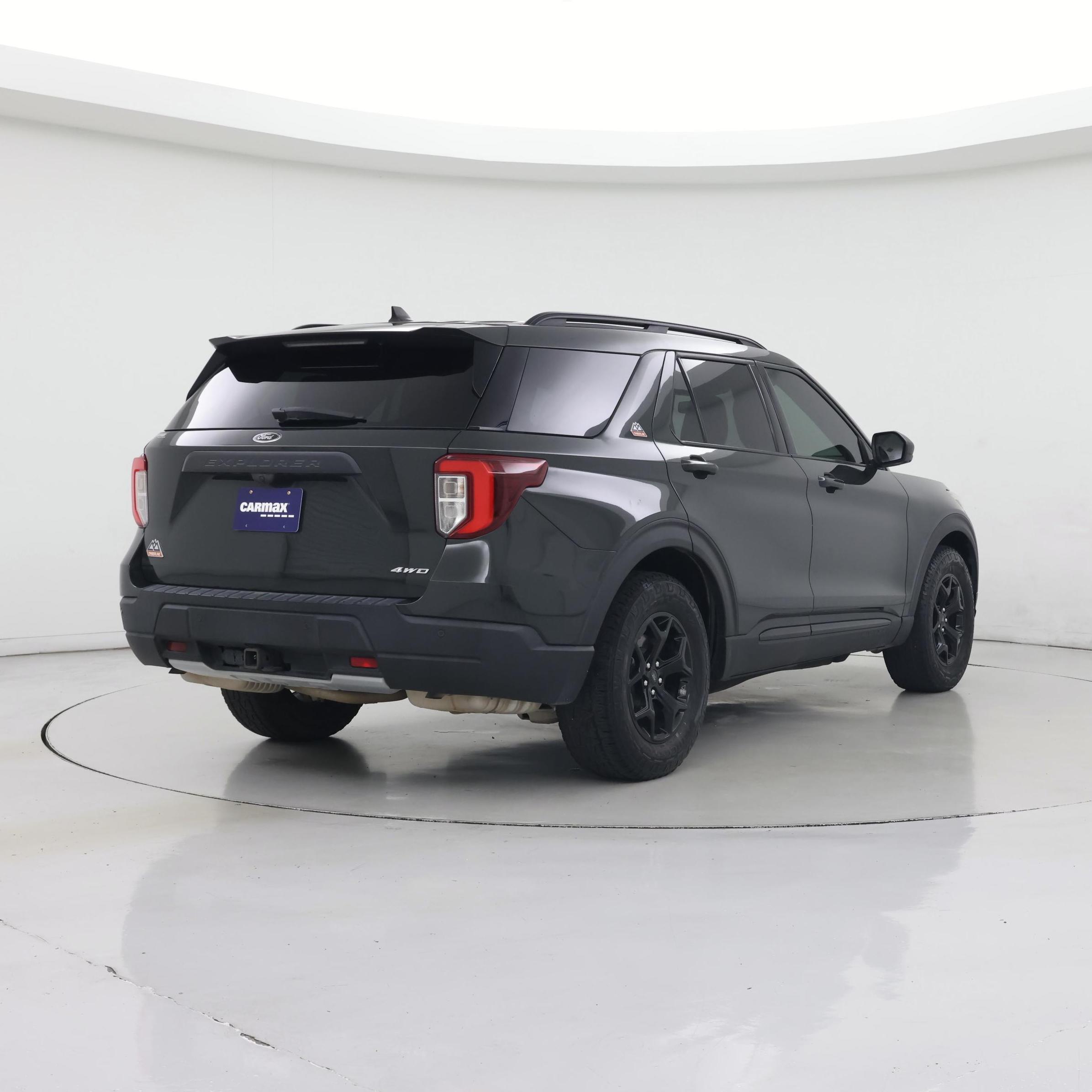 Thumbnail: 2022 Ford Explorer - 8