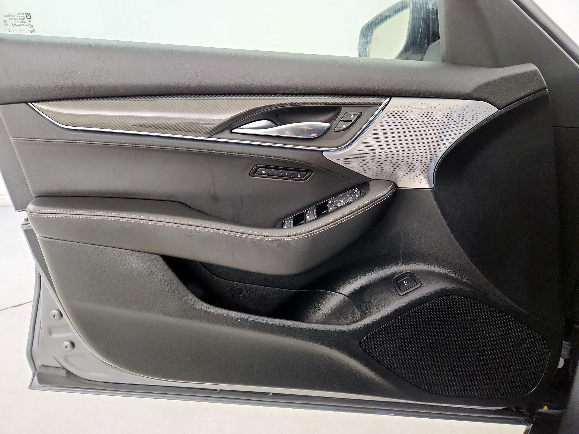 Thumbnail: 2020 Cadillac CT5 - 12