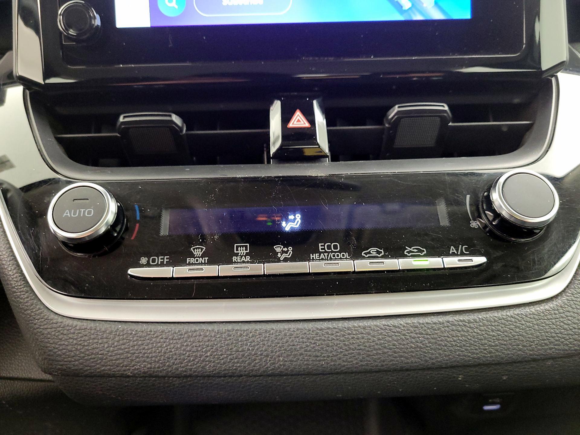 Thumbnail: 2024 Toyota Corolla - 16