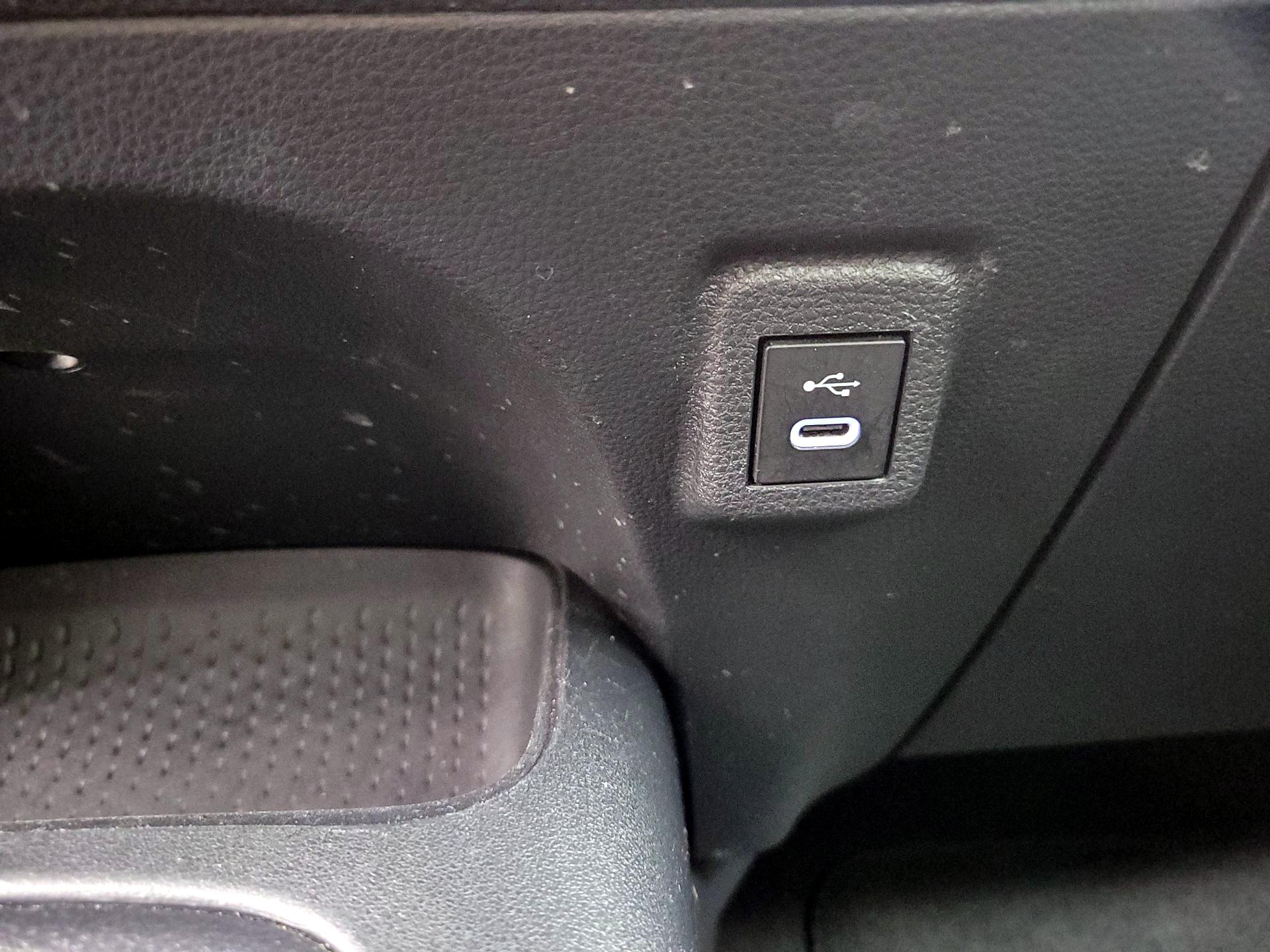 Thumbnail: 2024 Toyota Corolla - 18