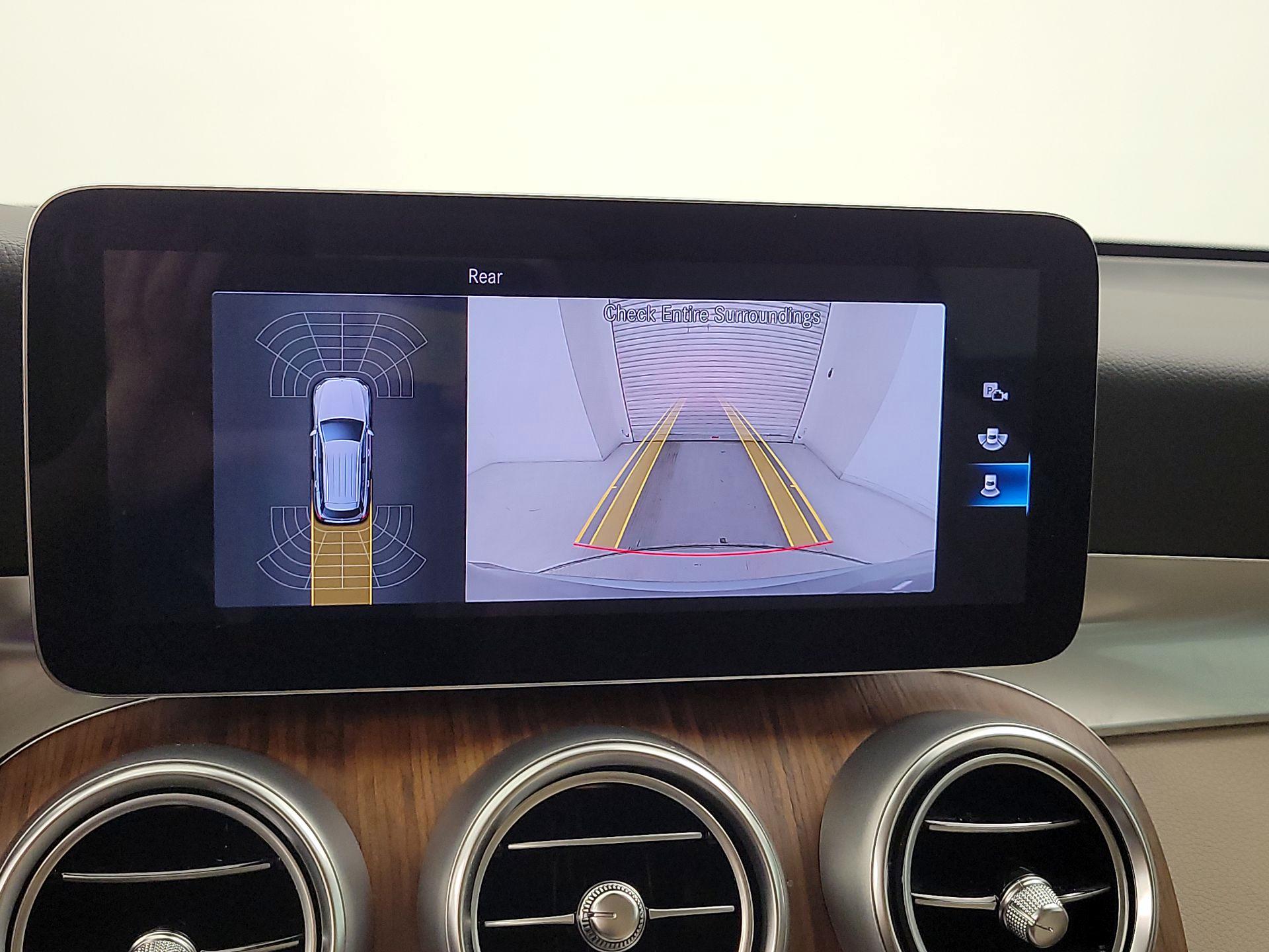 Thumbnail: 2022 Mercedes-Benz GLC - 15