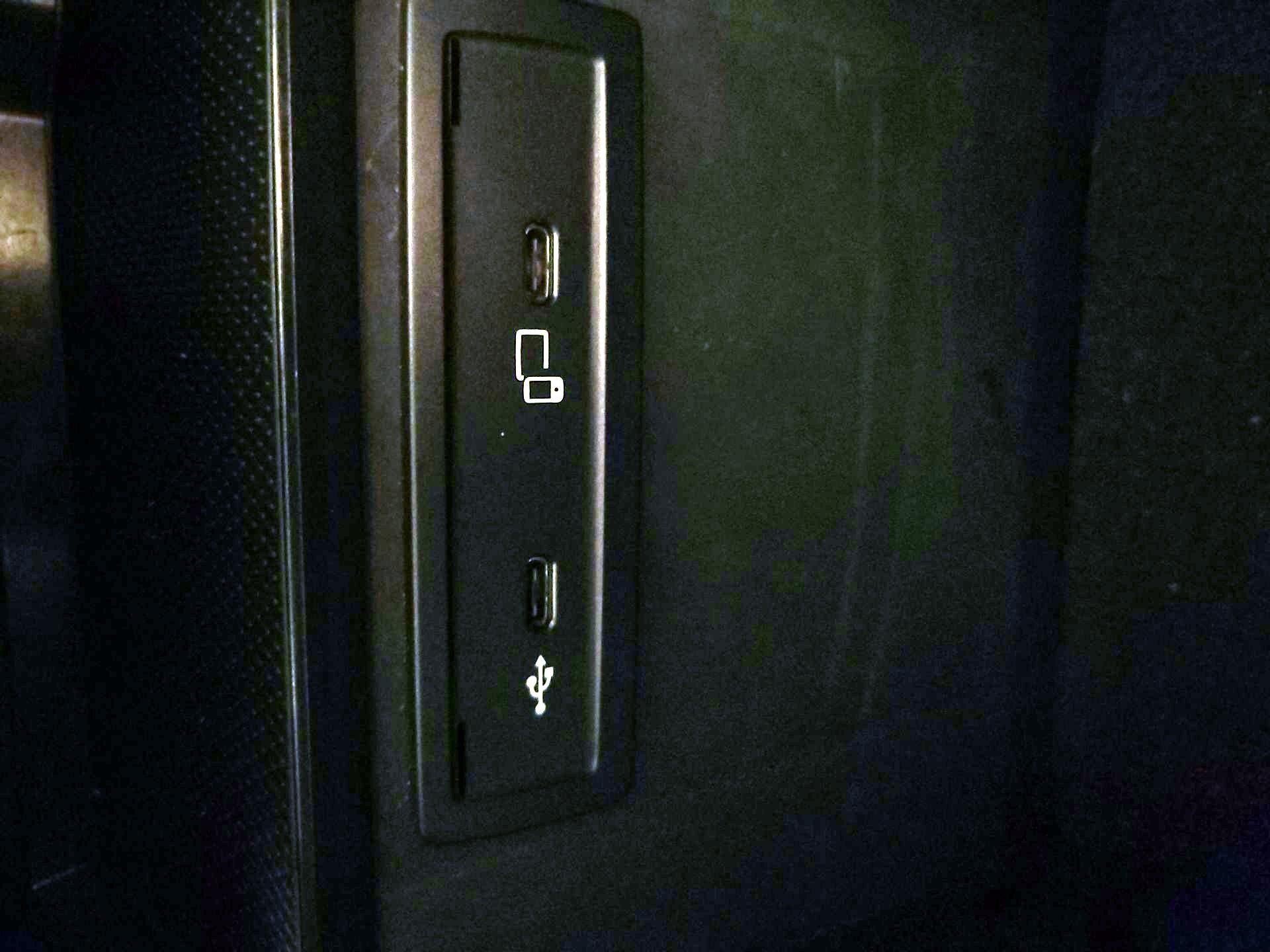 Thumbnail: 2022 Mercedes-Benz GLC - 19