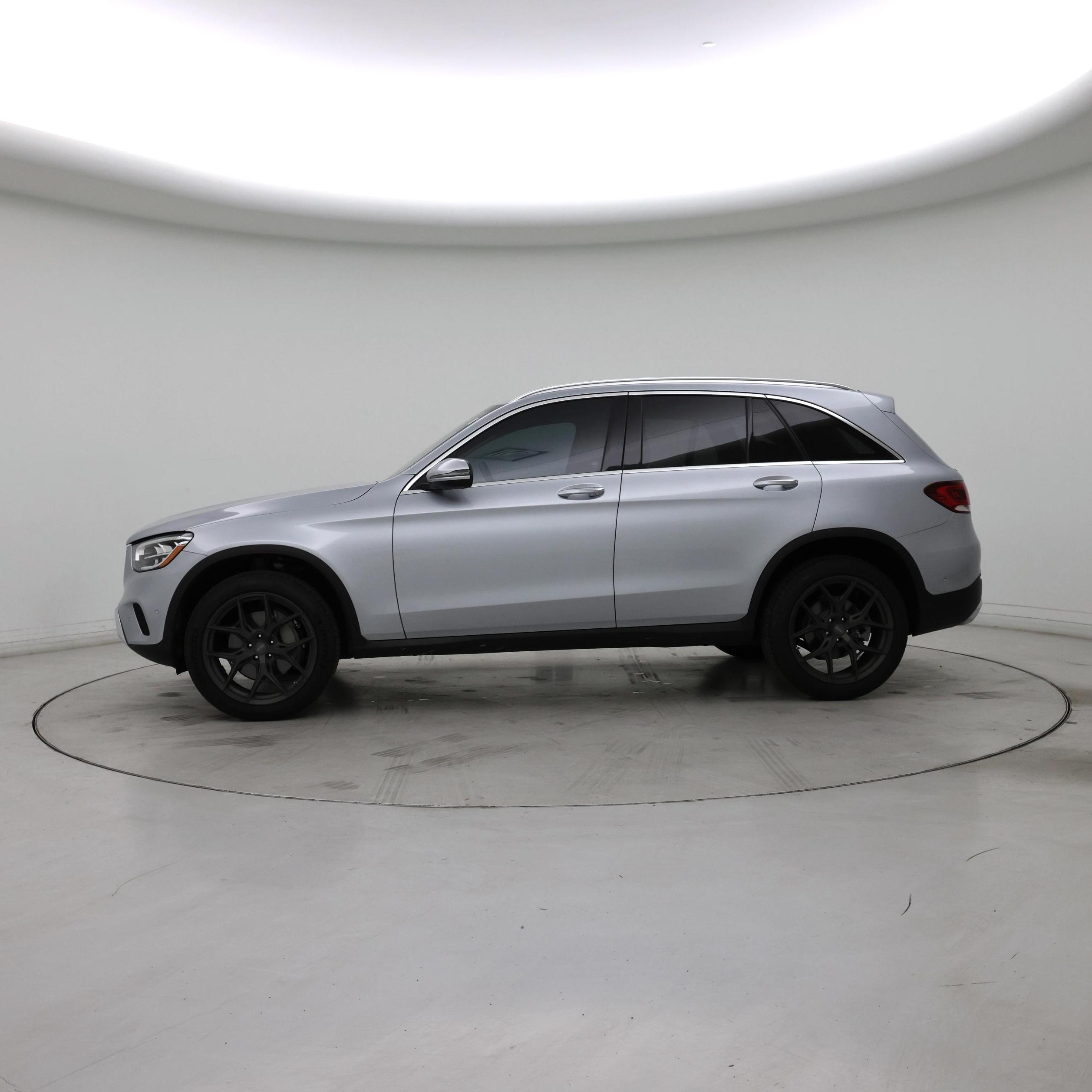 Thumbnail: 2022 Mercedes-Benz GLC - 3