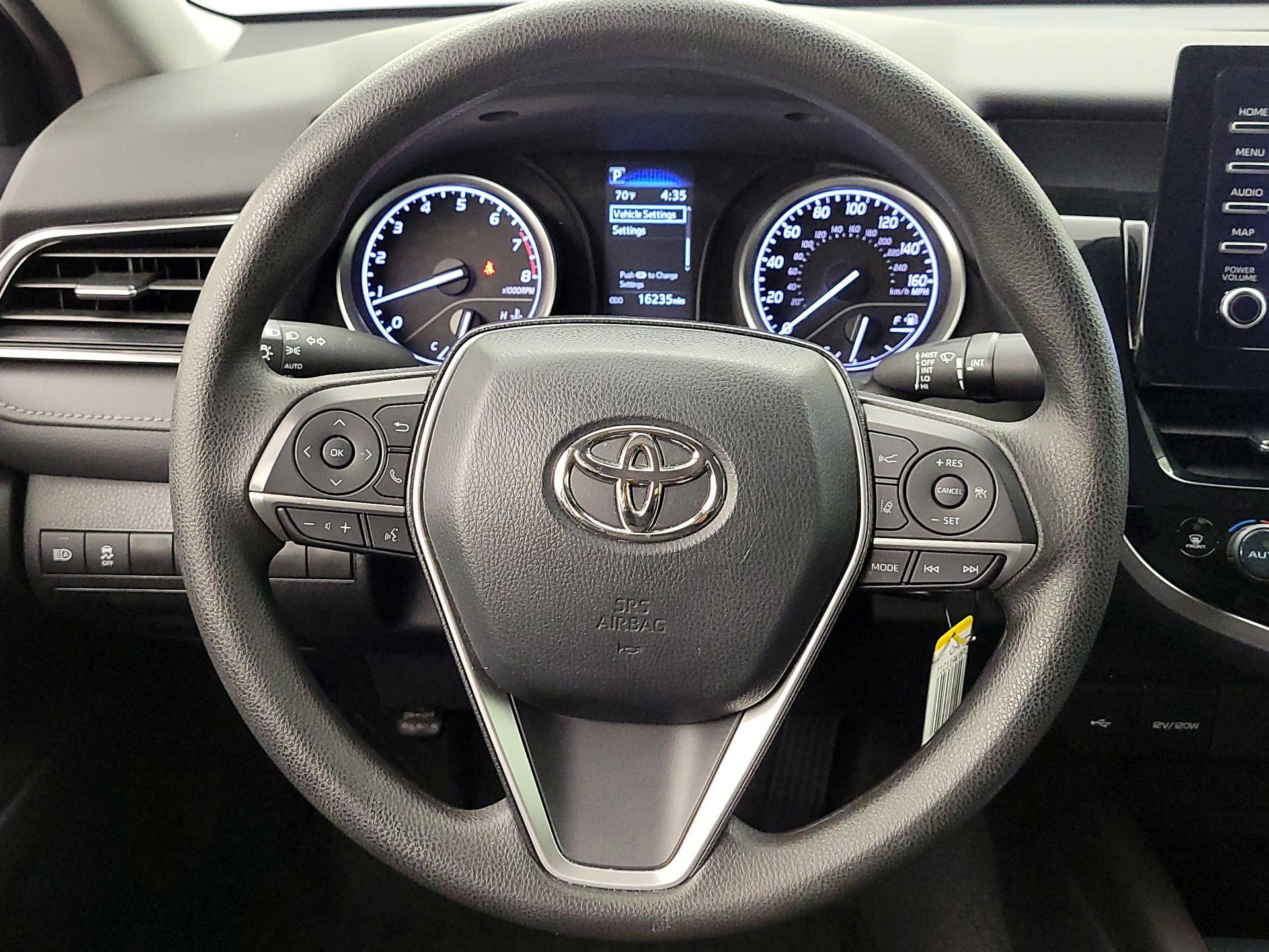 Thumbnail: 2023 Toyota Camry - 10