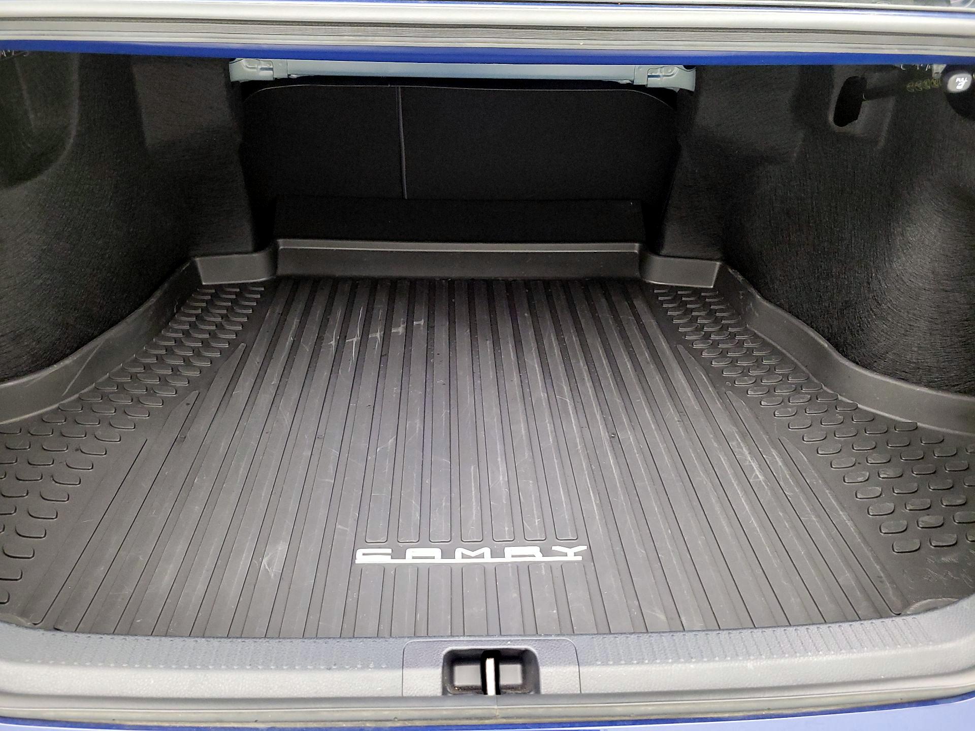 Thumbnail: 2023 Toyota Camry - 20