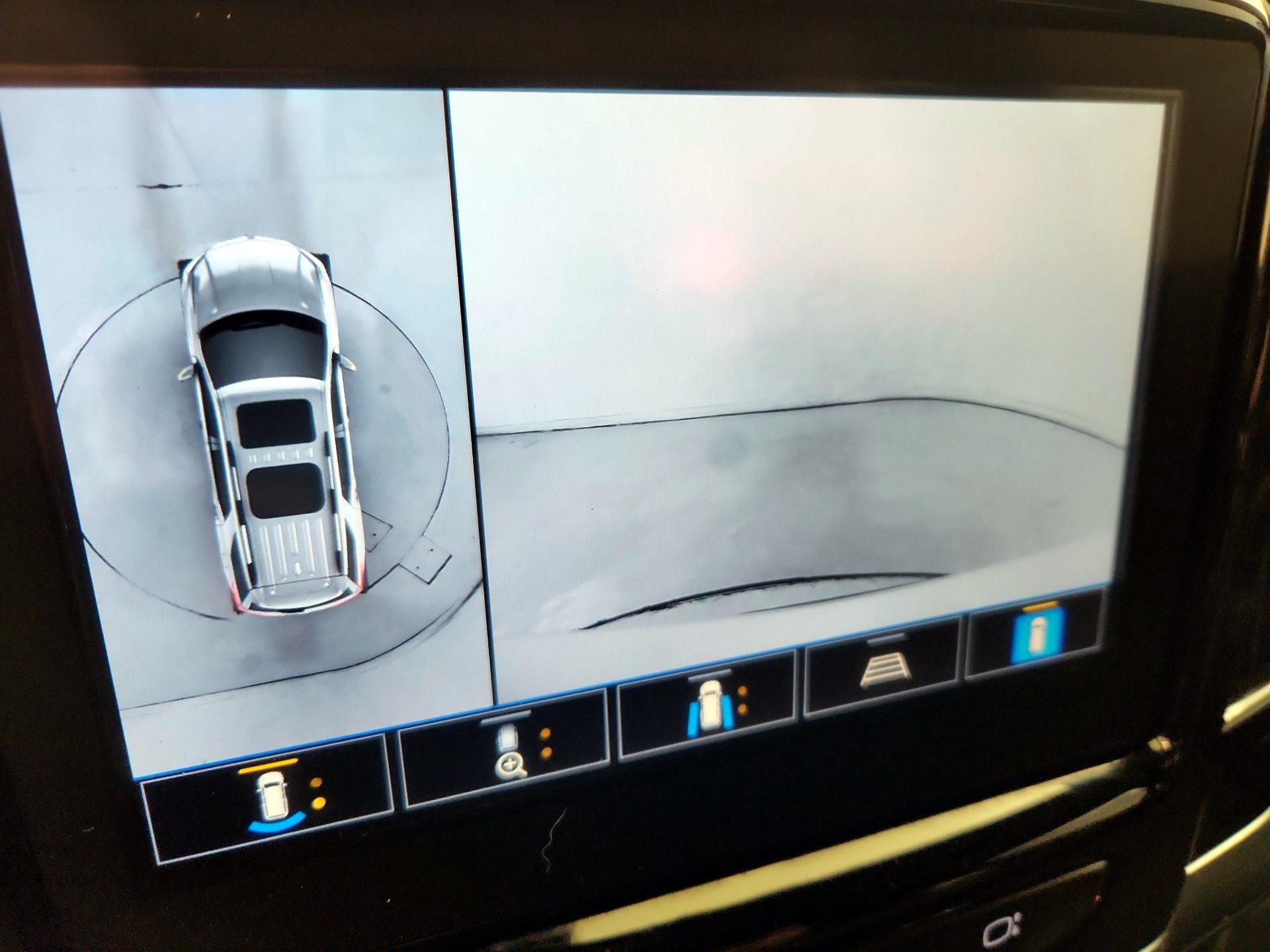 Thumbnail: 2023 Chevrolet Traverse - 14