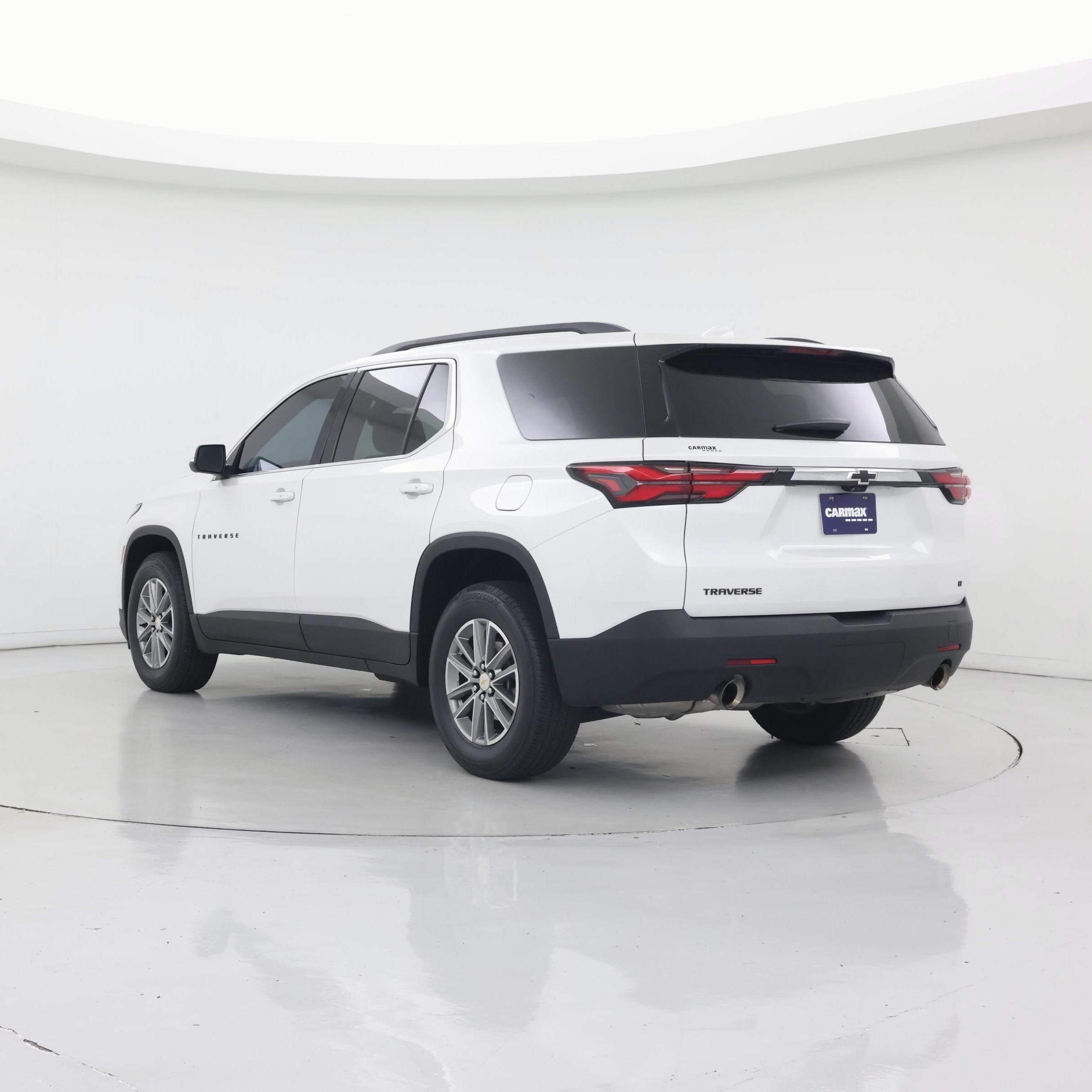 Thumbnail: 2023 Chevrolet Traverse - 2