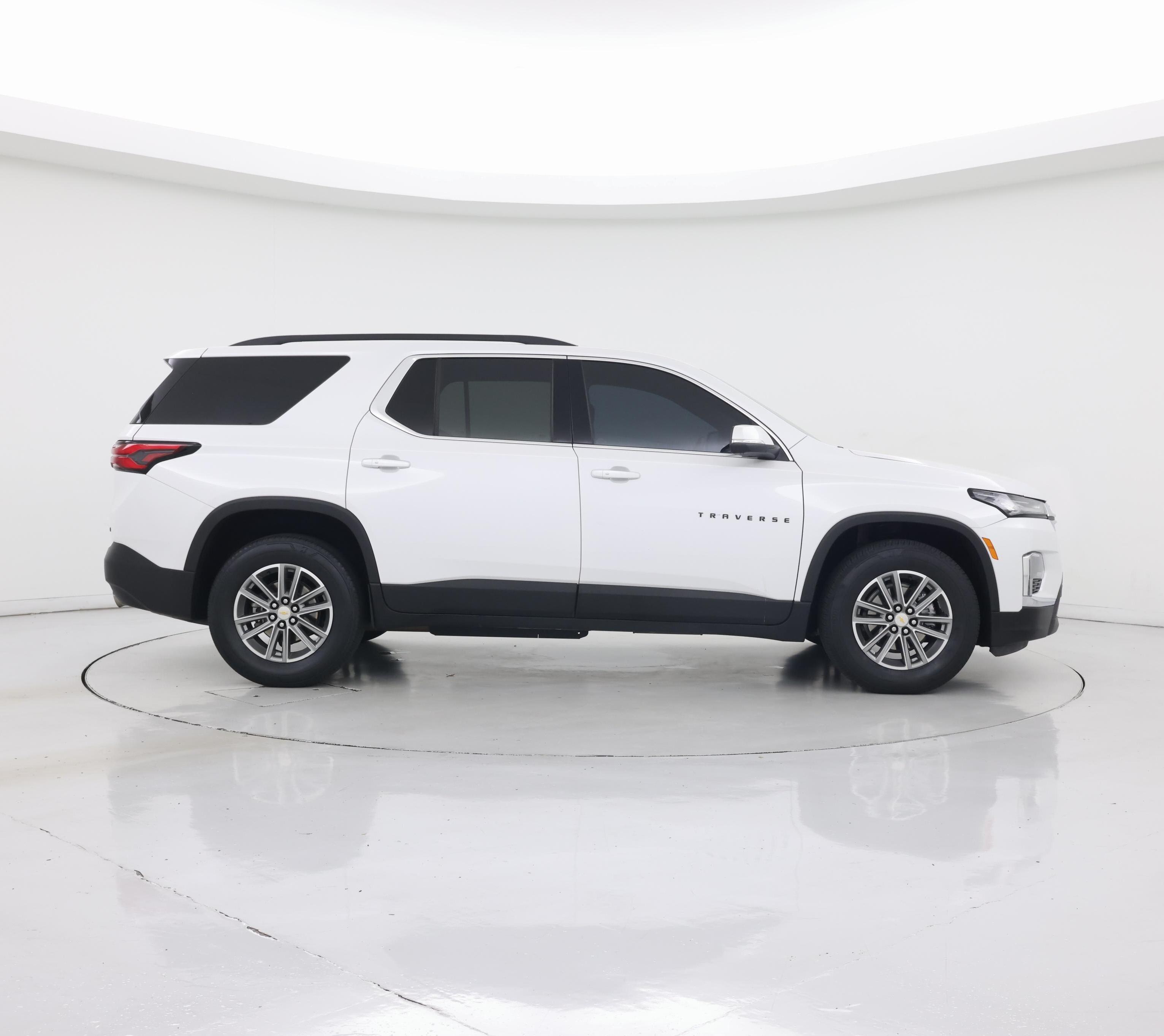 Thumbnail: 2023 Chevrolet Traverse - 7