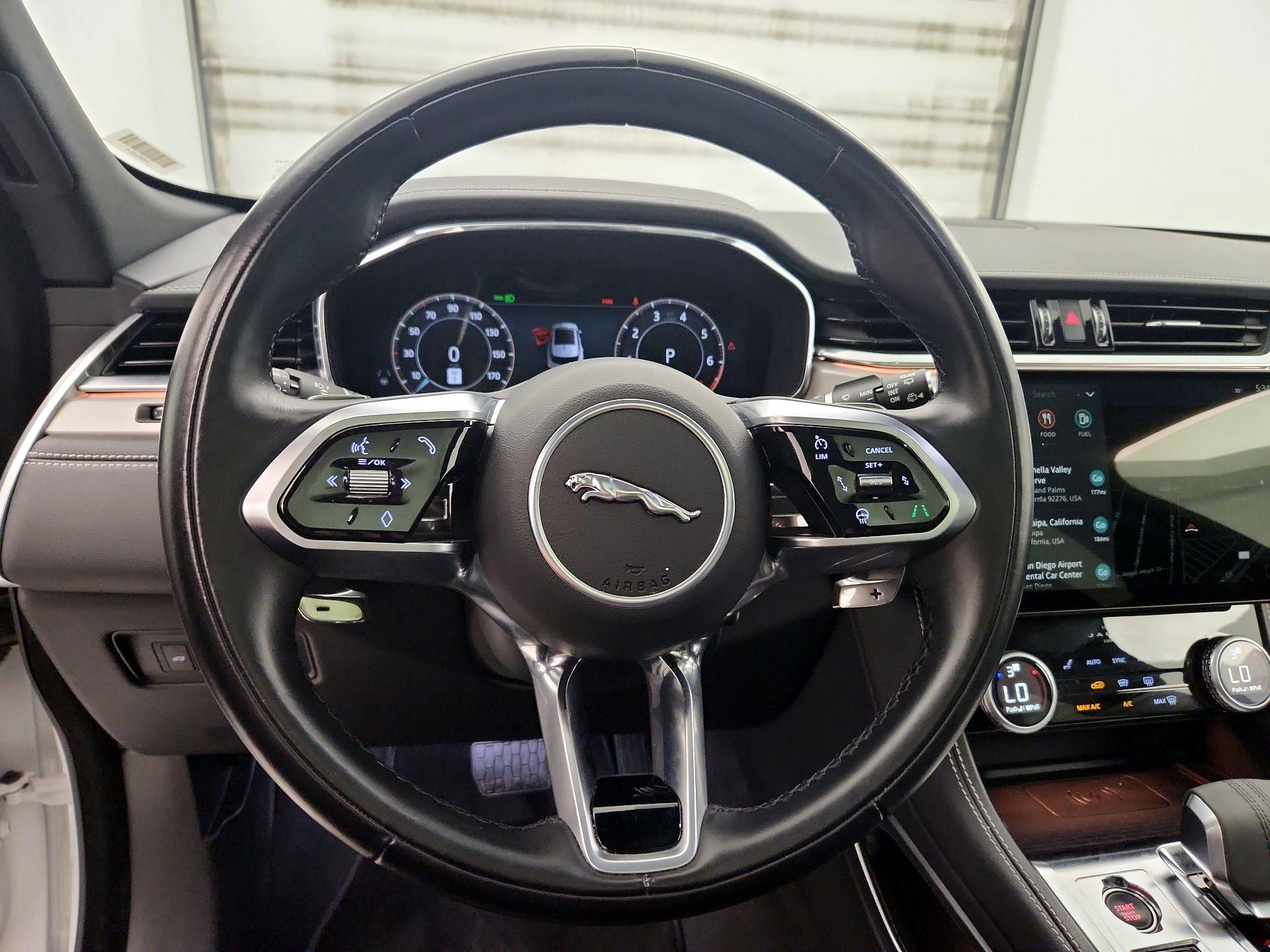 Thumbnail: 2024 Jaguar F-Pace - 10