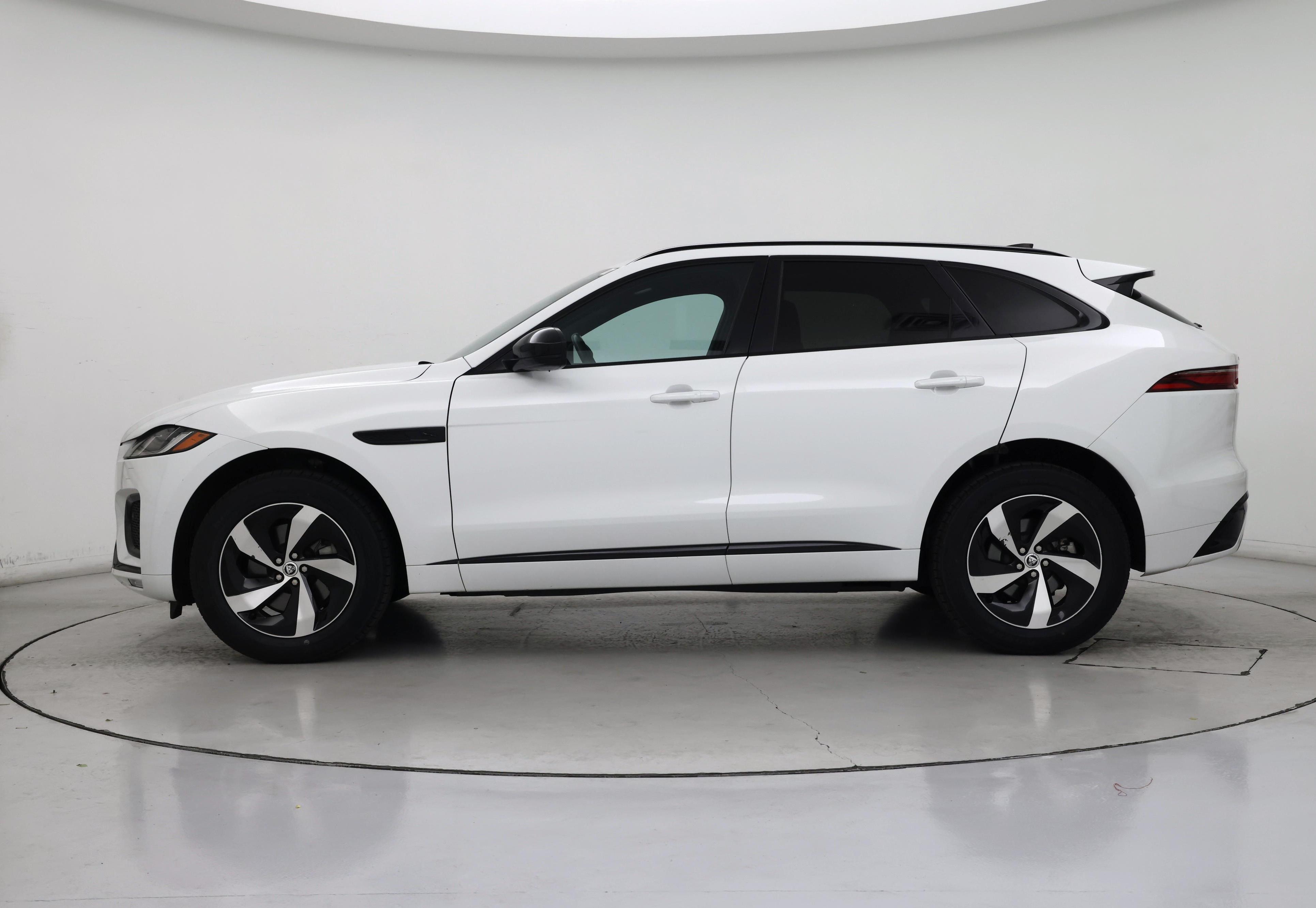 Thumbnail: 2024 Jaguar F-Pace - 3