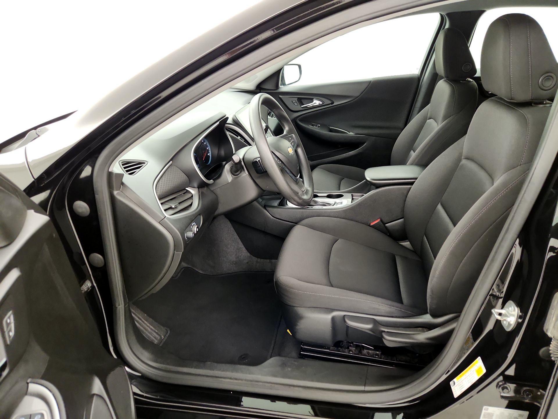 Thumbnail: 2024 Chevrolet Malibu - 11