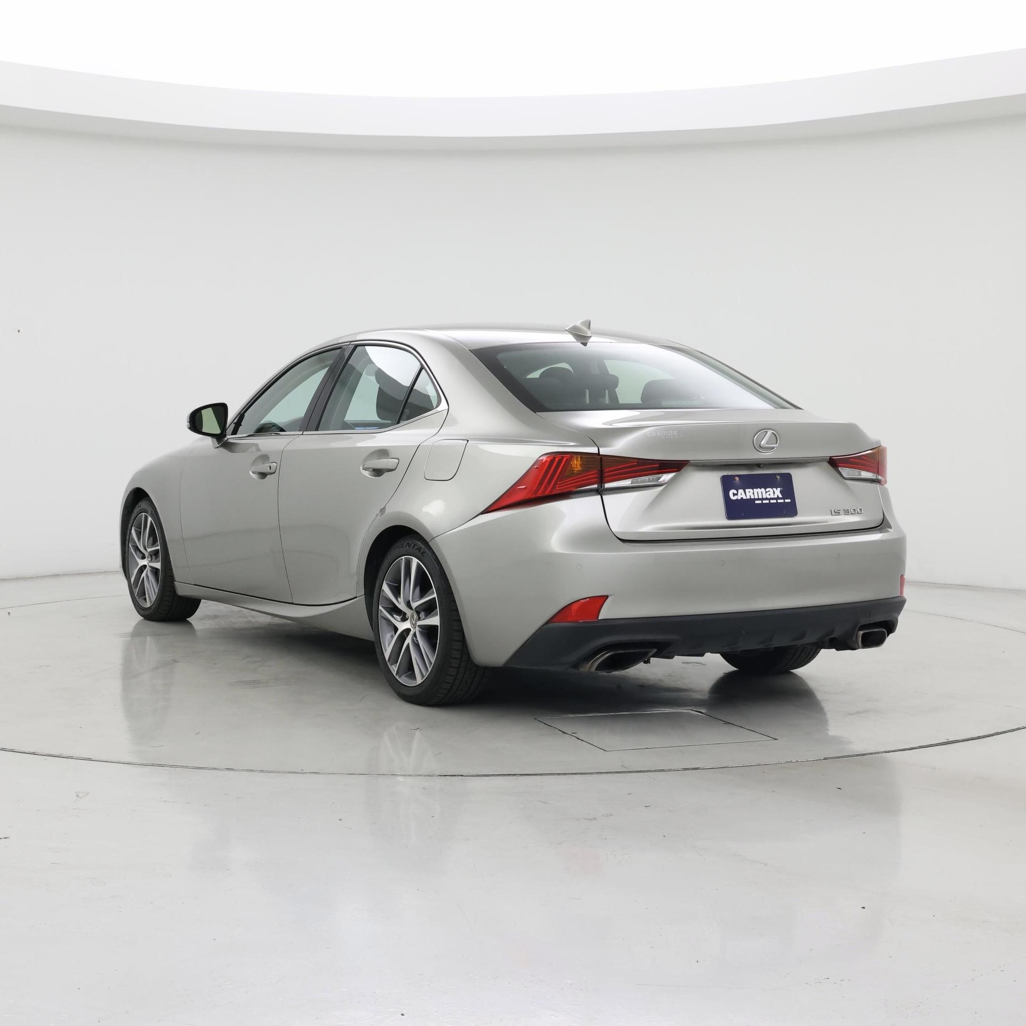 Thumbnail: 2020 Lexus IS - 2