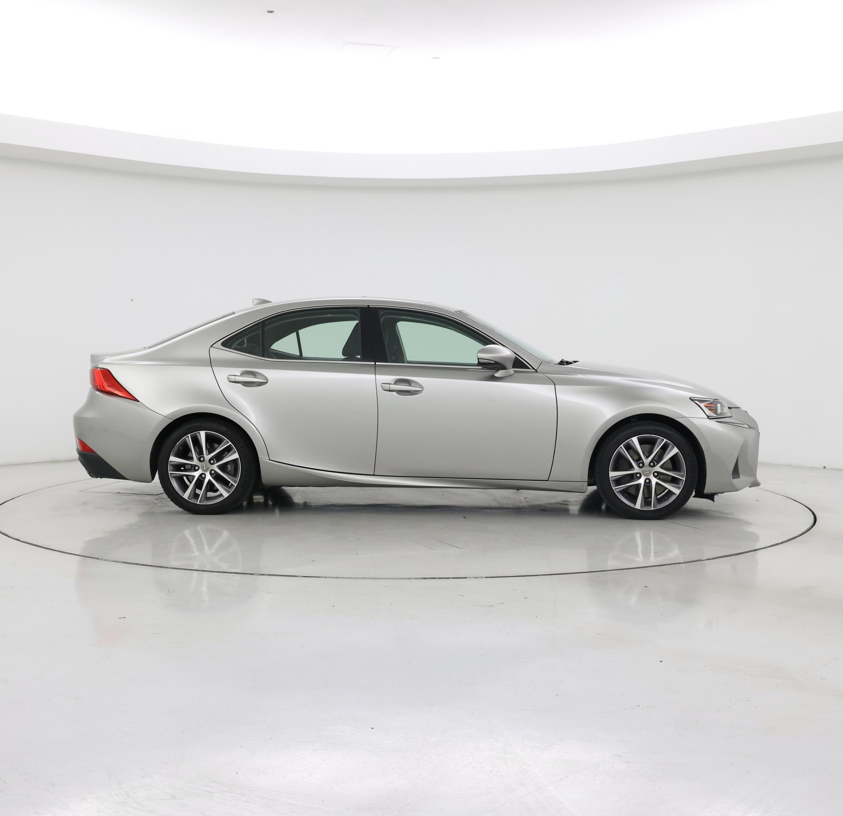 Thumbnail: 2020 Lexus IS - 7