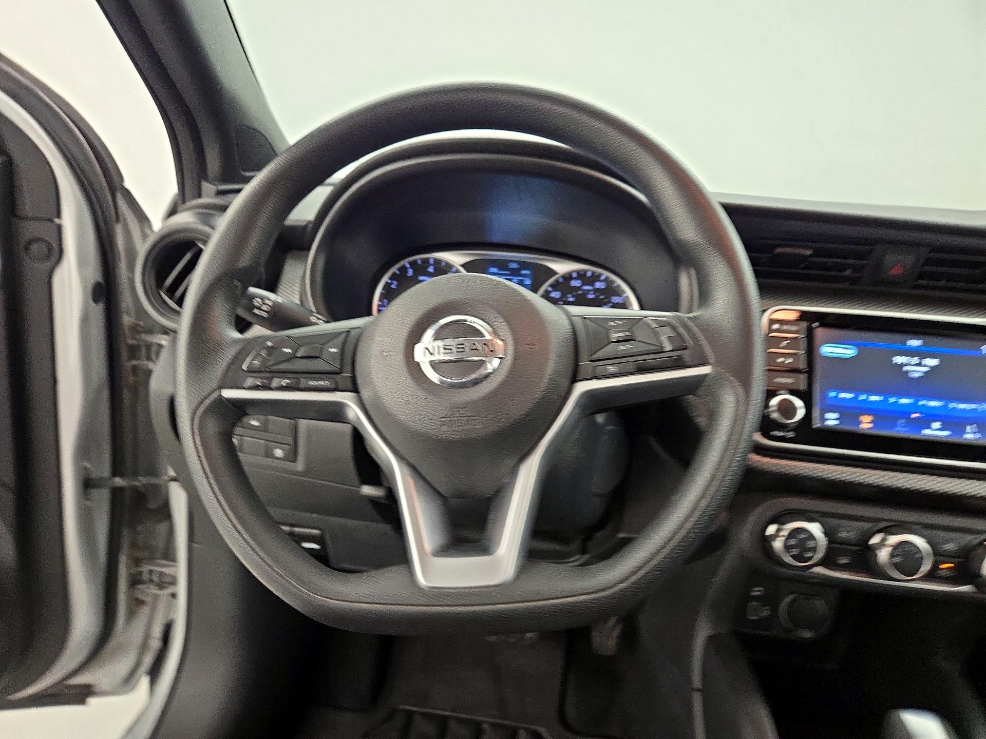 Thumbnail: 2020 Nissan Kicks - 10