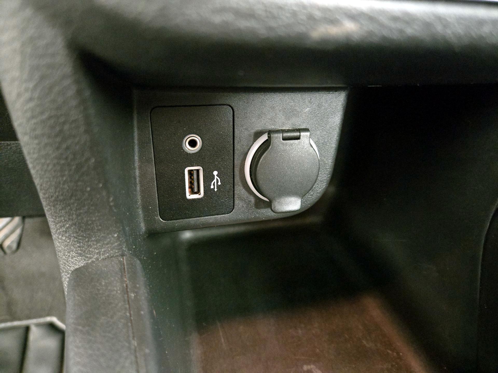 Thumbnail: 2020 Nissan Kicks - 18