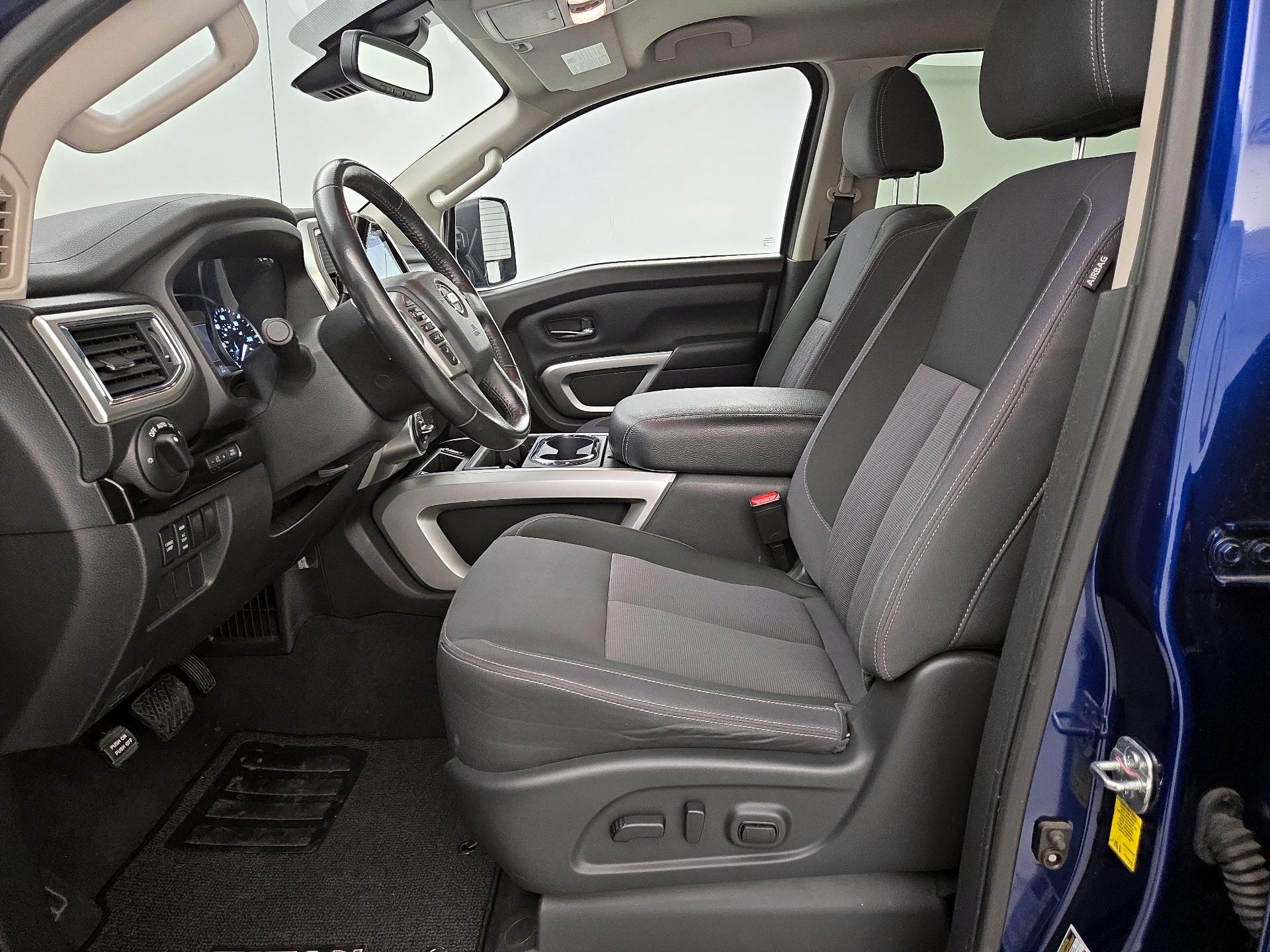 Thumbnail: 2021 Nissan Titan - 11