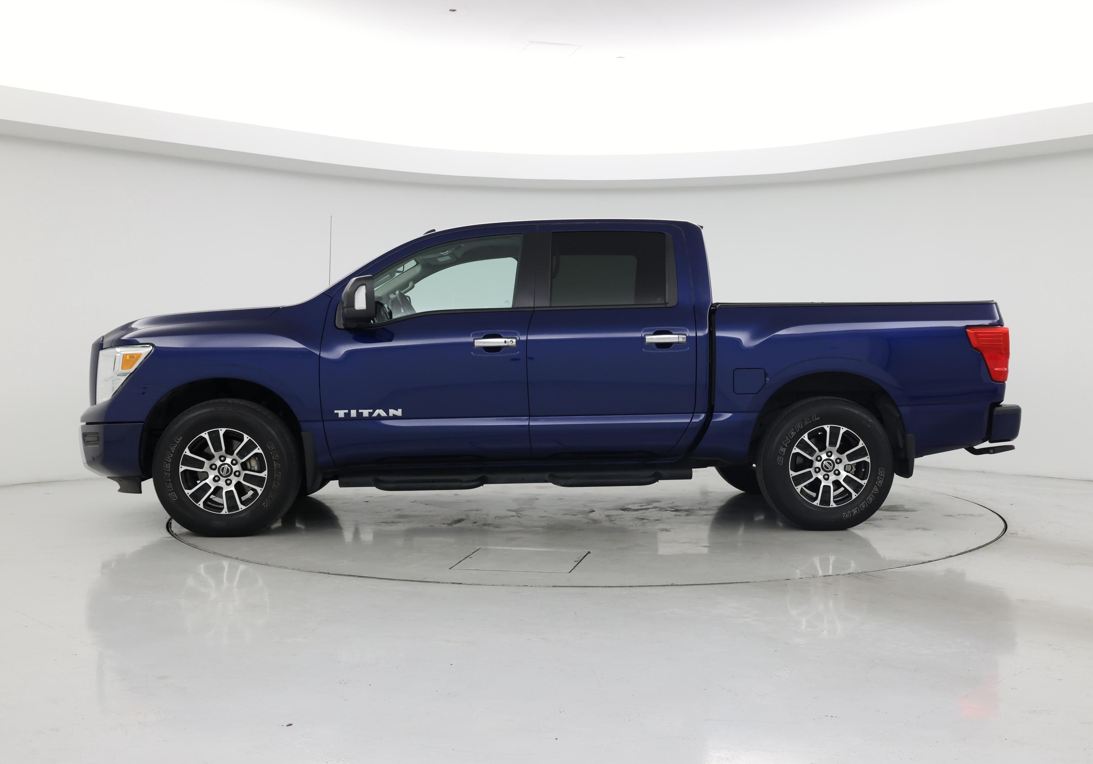 Thumbnail: 2021 Nissan Titan - 3