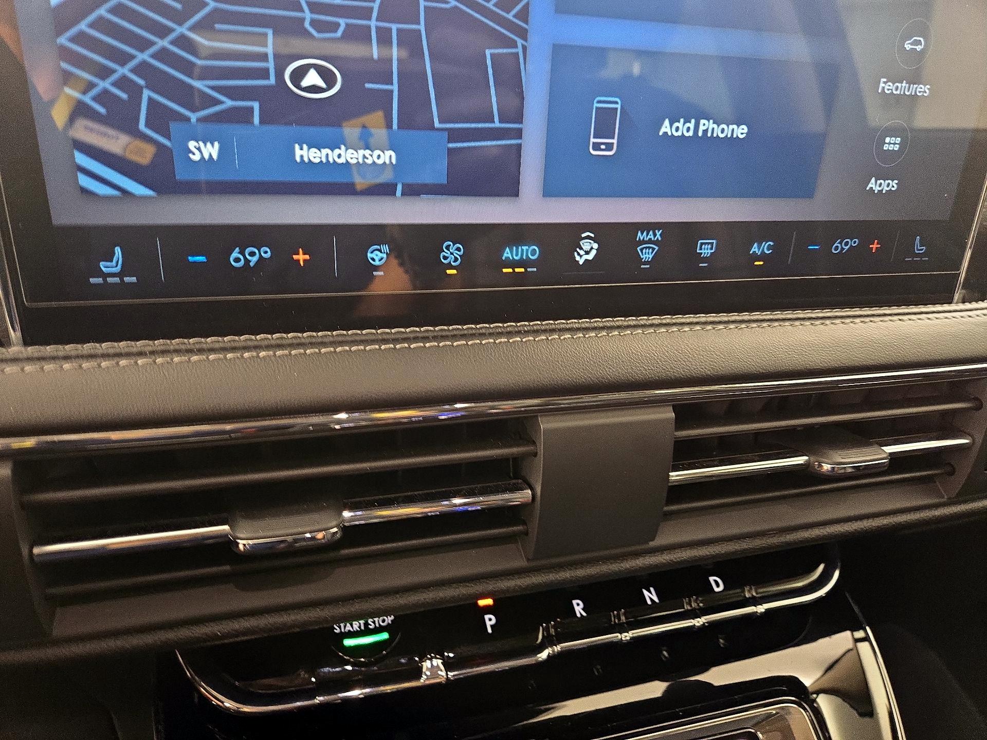 Thumbnail: 2023 Lincoln Corsair - 17