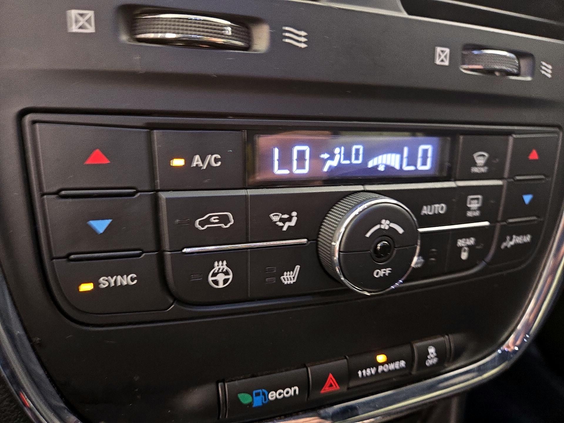 Thumbnail: 2017 Dodge Grand Caravan - 17